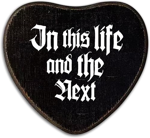 Miniatura 8 de Decoración gótica de pared de San Valentín – Your Heartbeat Sings To Me – Placa en forma de corazón negro – Letrero colgante de madera – Decoración