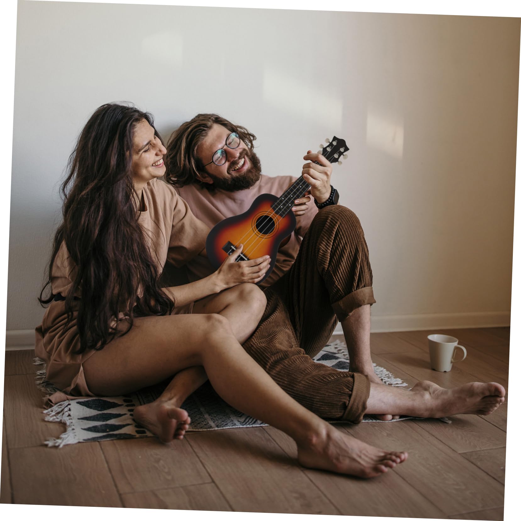 Corde Ukulele Piccolo Strumento Musicale Acustico per Ragazzo Ragazza e Adulti Principianti Design Creativo e Unica Realizzazione Sicura Delicata senza Danni alle Mani Suono