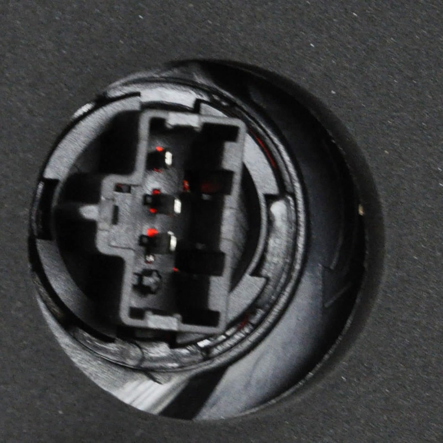 TRQ Rear Driver & Passenger Side Tail Light Set Outer Fits 2010 2011 2012 2013 Mazda 3 GS Sedan GT Sedan GX Sedan i Sedan S Sedan