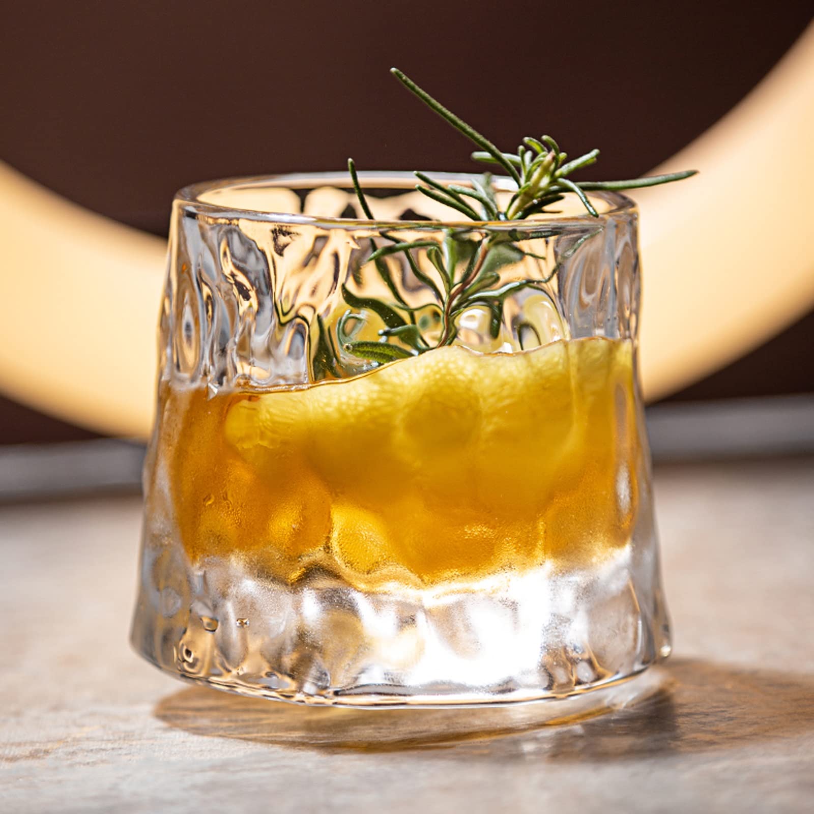 QINGGANGLING999 Wassergläser 4 stücke Trinkgläser Set verdicktes Glas Kristallglas Premium Weinglas Whisky Fremdwein Tumbler Cup Küche Glaswaren Trink-Gläser (Color : C)