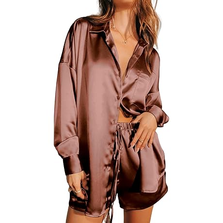 Satin Skims Sleepwear: Experience Restful Nights in Ekouaer's Soft Pajama Set