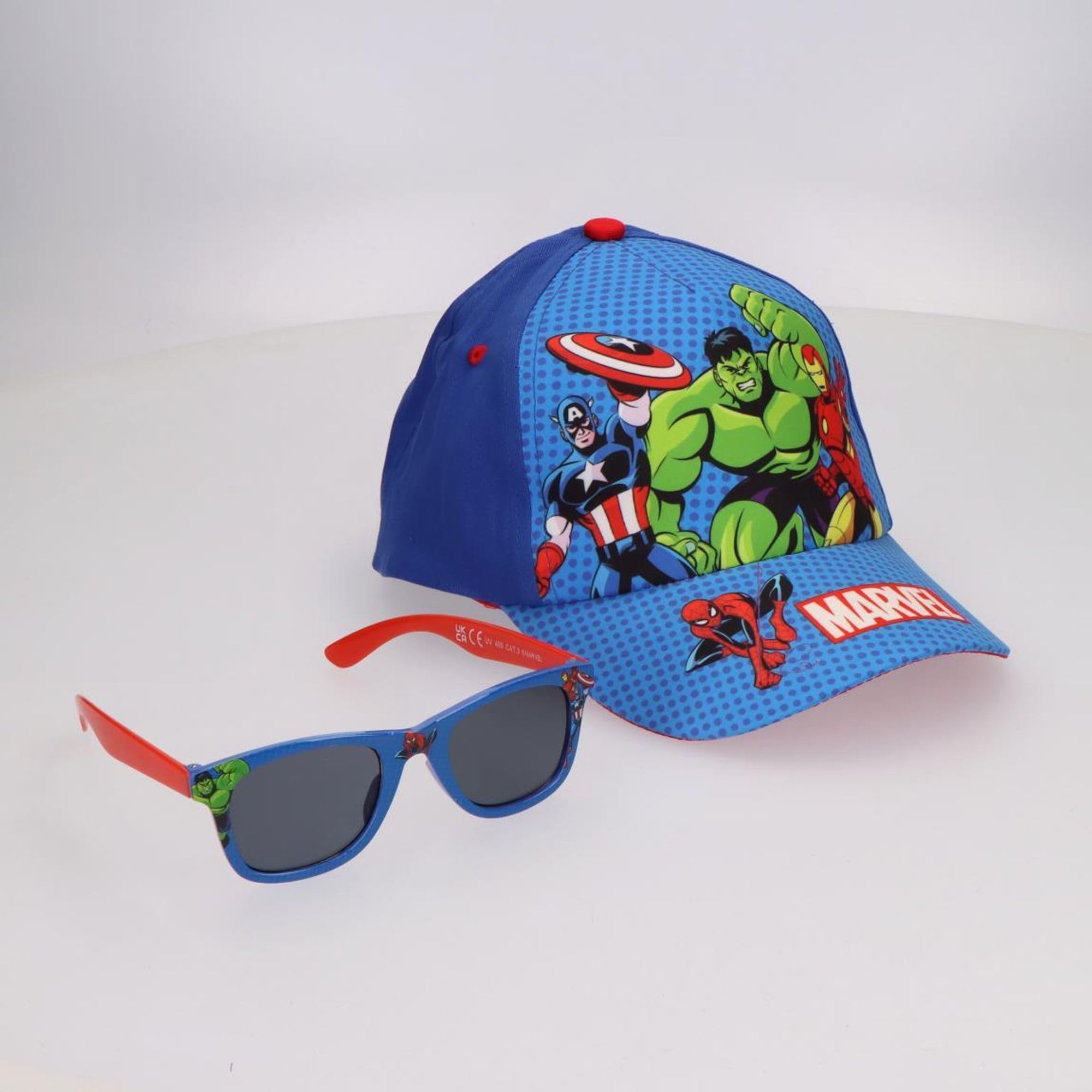 Gorra y Gafas de Sol Marvel Set Niños Original - Gorra Infantil Ajustable y Gafas de Sol UV400 Protección Solar Diseño Avengers, Complementos Verano Niño y Niña para Playa y Piscina