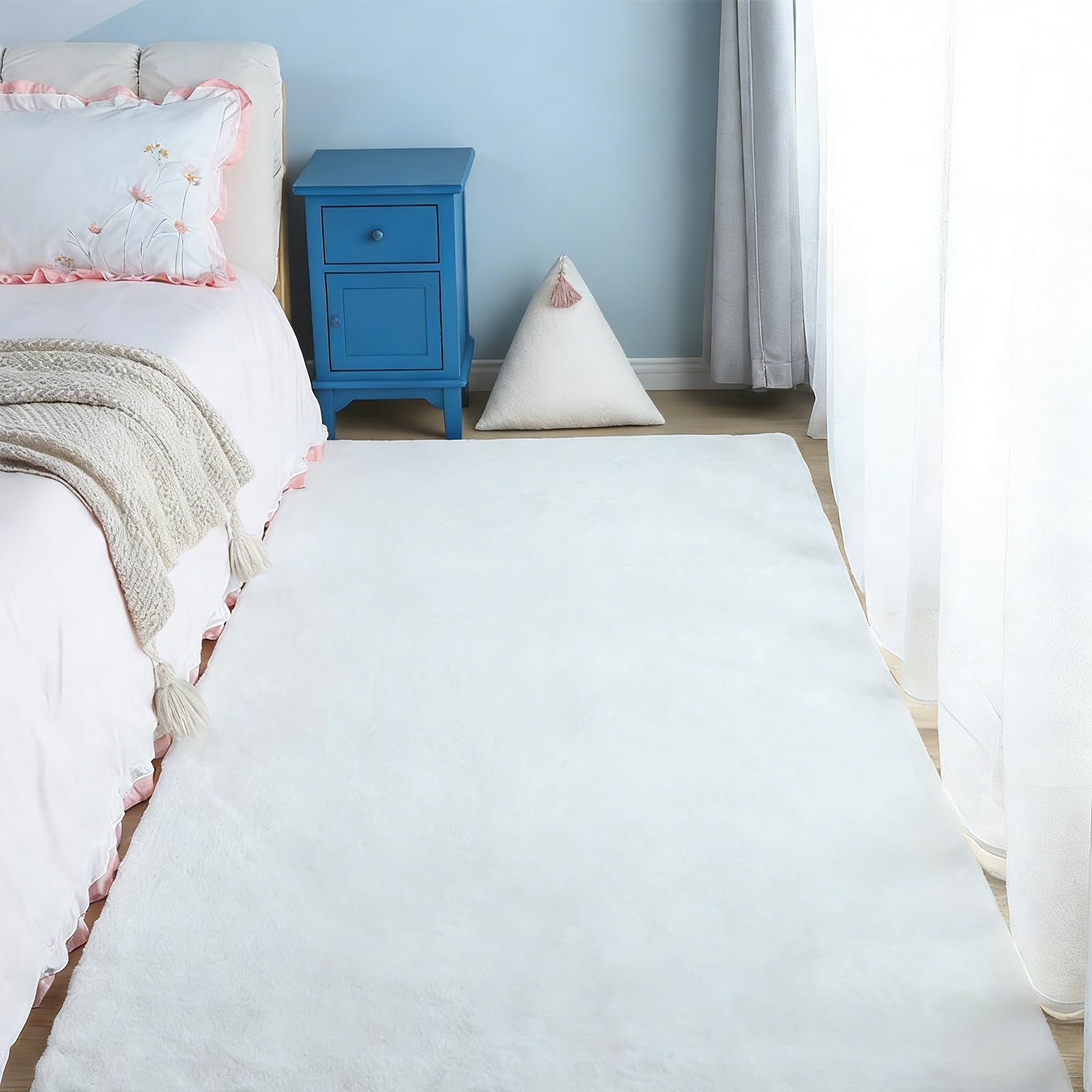 Tapis poil ras blanc facile à nettoyer 200 x 250 cm moderne