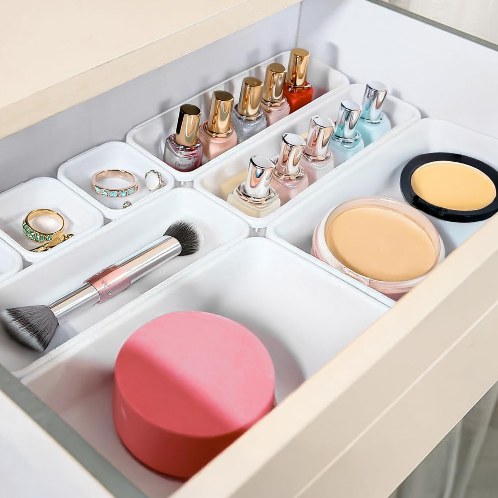 Garden Mile 8pc White Plastic Drawer Divider Bathroom Tray Desk Storage Cutlery Trays for Kitchen Office Desk Organiser Drawer Separators for Make up, Jewellery, Stationary Bathroom Organiser