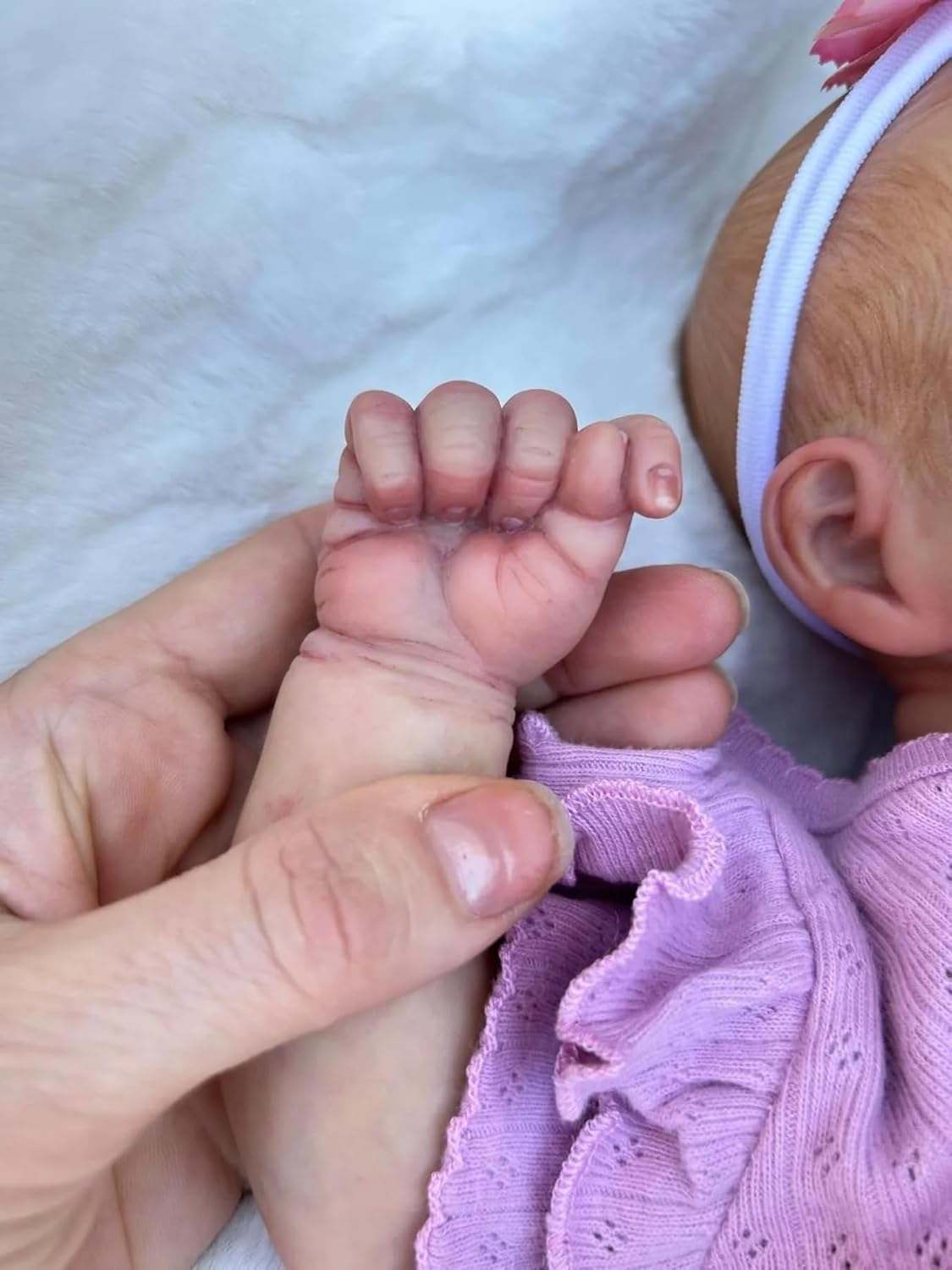 Angelbaby Lifelike Reborn Sleeping Baby Girl Doll Pascale, Sleeping Realistic Newborn Babies Dolls, 18 Inch Silicone Full Body Baby Doll that Look Real for 3+ Year Old, Bebe Reborn De Silicona