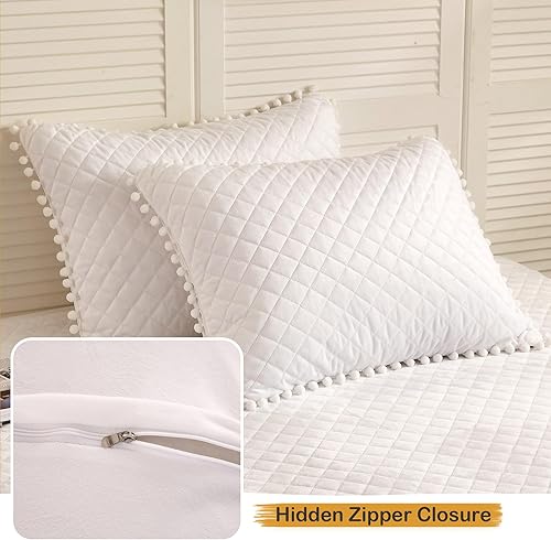 Miniatura 4 de LIFEREVO Juego de 2 fundas de almohada decorativas de terciopelo acolchado con diamantes para cama, con pompones y flecos, fundas de almohada suaves