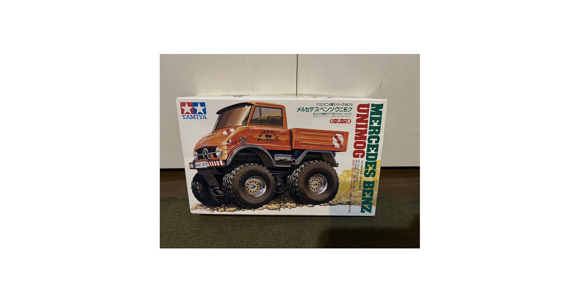タミヤ　メルセデス・ベンツ・ウニモグ 1/32　ミニ4駆シリーズ　No.9 Amazon | タミヤ 1/32 ミニ四駆 No.9 ウニモグ 19009 通販