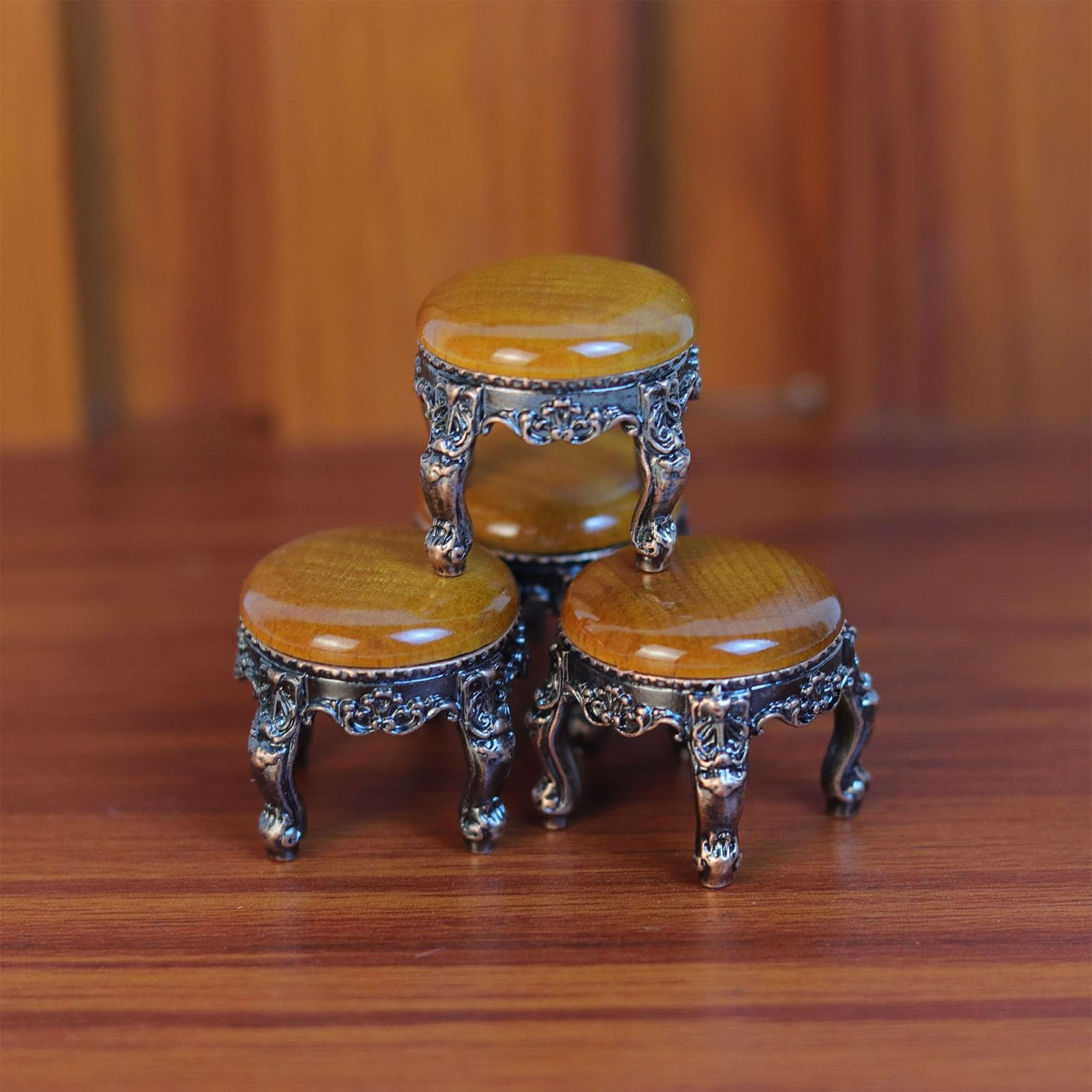 1:12 Scala Vintage Tavolino Rotondo Set Con 4 Sedie Per Miniatura Case Delle Bambole Set Da Pranzo Display Da Collezione