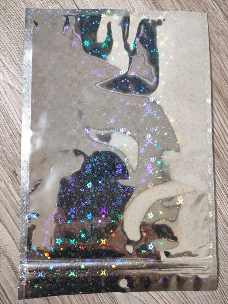 Amazon.co.jp: 志田音々 BIG アクリルスタンド （下着姿） 102