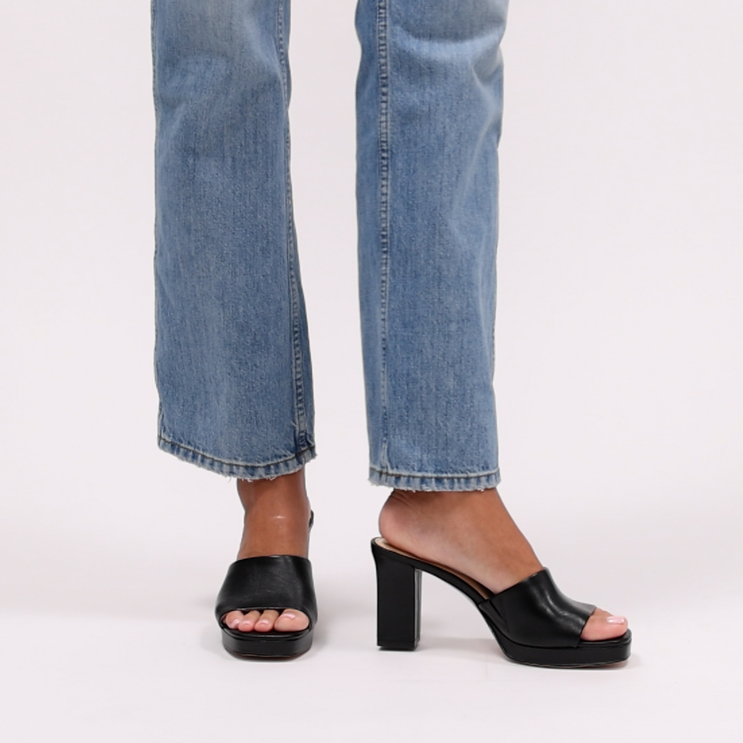 Amazon.com | Jessica Simpson Elyzza Mule Platform Sandal, Black, 5