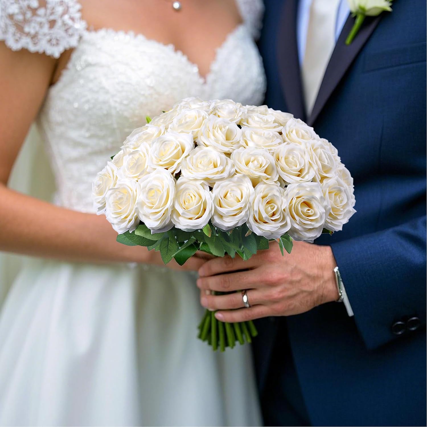 LVEFIT Artificial Rose Flower Ivory Flowers Ivory Roses White Roses Silk Flowers 50 pcs with Long Stem Silk Roses Bouquet for Wedding Bridal Shower Party Home Decoration
