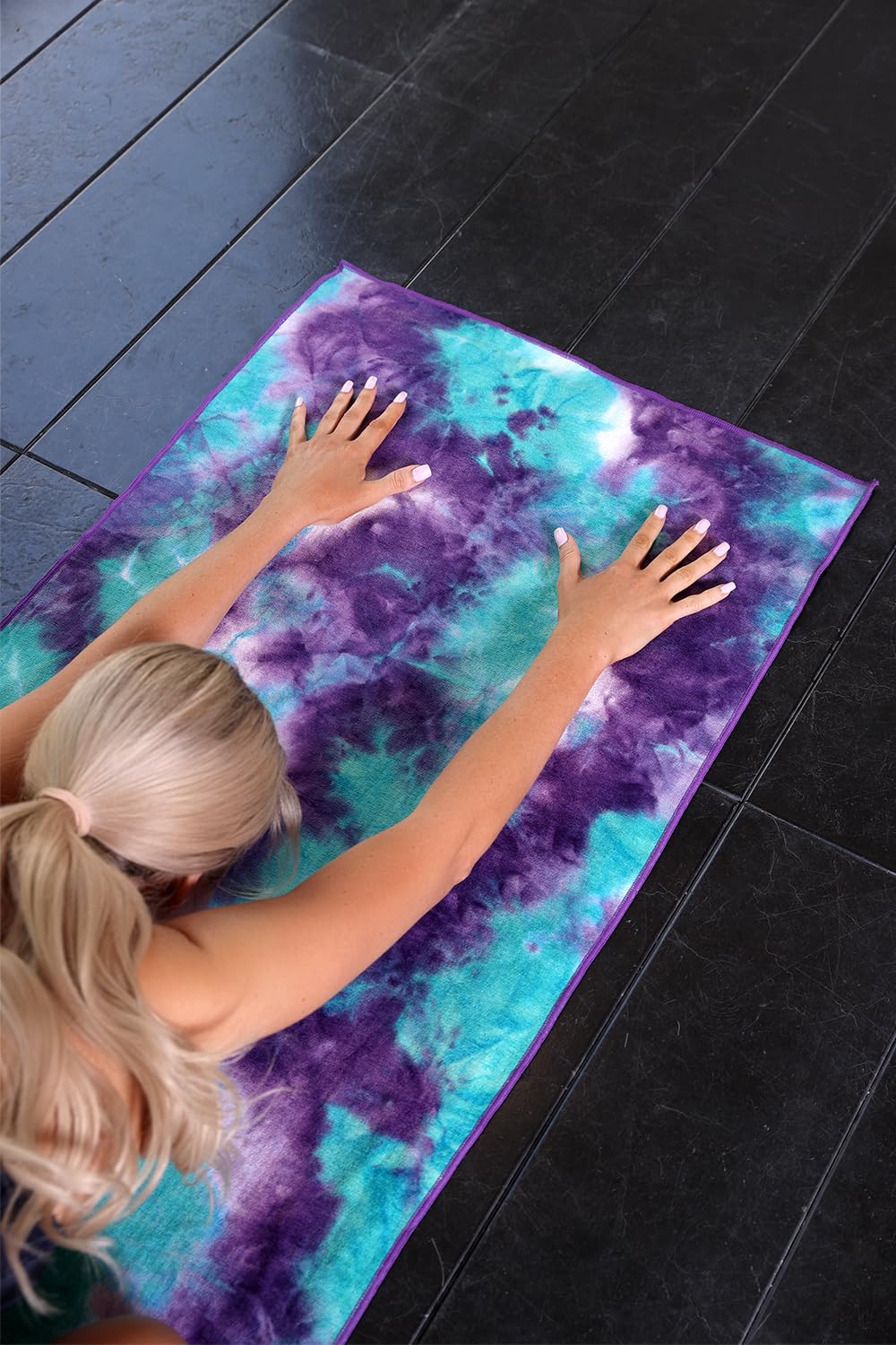 Eunzel Paquete de 2 toallas de yoga calientes con punto de agarre, tapete de yoga antideslizante, toalla absorbente de sudor para yoga caliente, Bikram, Pilates y fitness, 72 x 24 pulgadas, morado