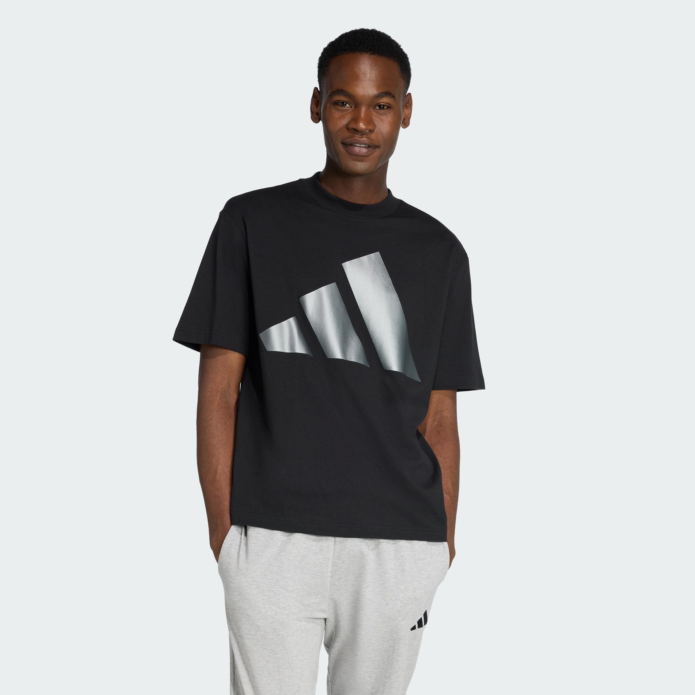 HOLIDAY BIG LOGO T-SHIRT