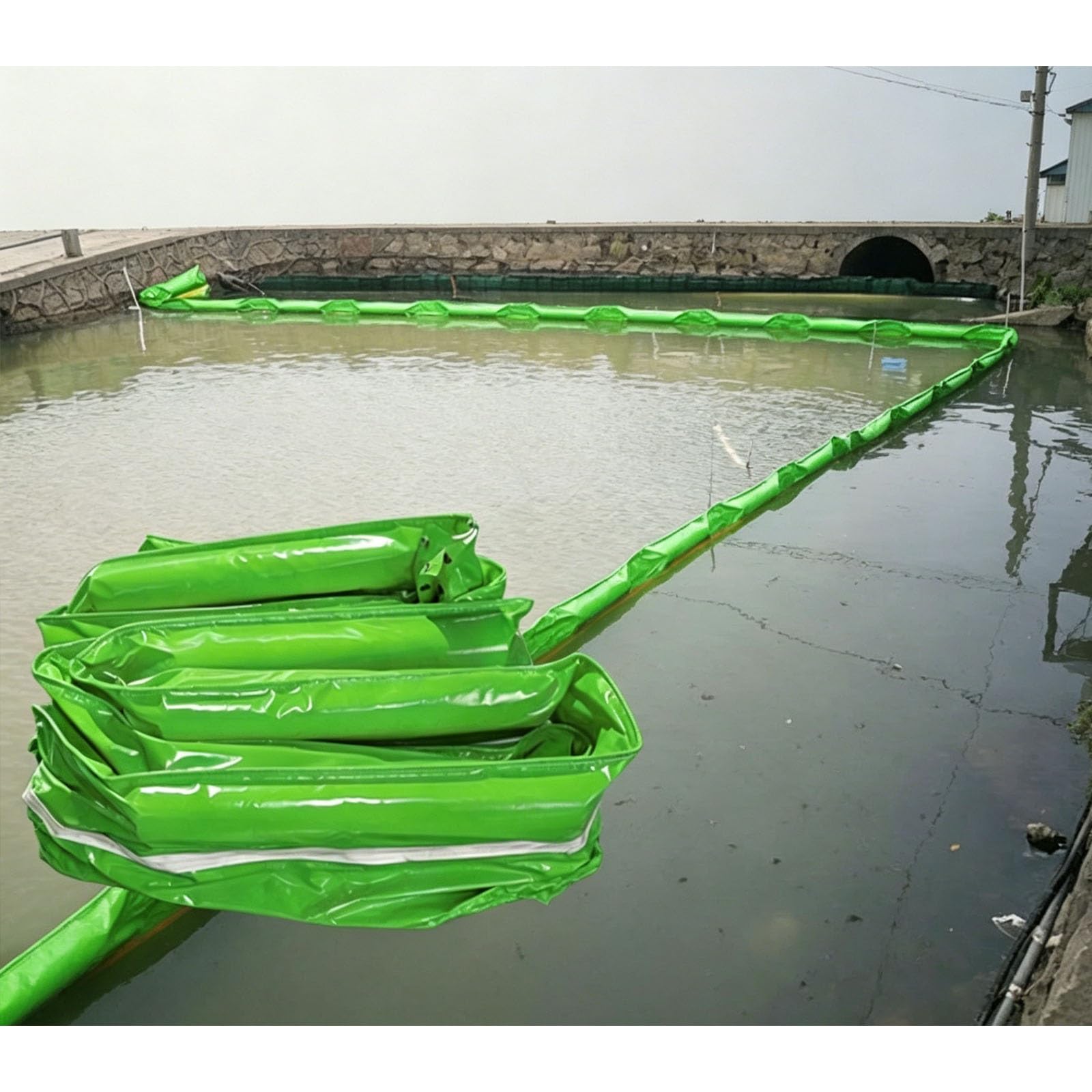 Heavy-Duty PVC Floating Oil Containment Boom for Marine Use - 33ft (10m) x 30in (75cm) - Ideal for Ports, Rivers, and Solid Waste Management
