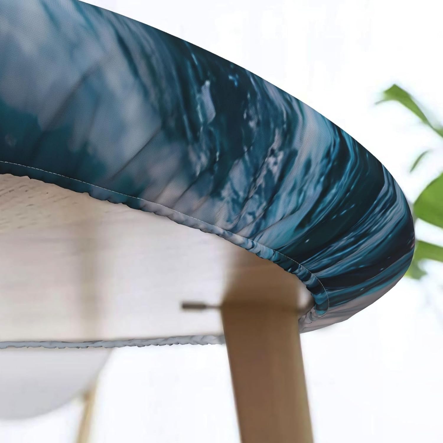 Ocean Waves Print Outdoor Patio Kitchen Decor Supplies Wipeable Round Table Cloth for Indoor Outdoor