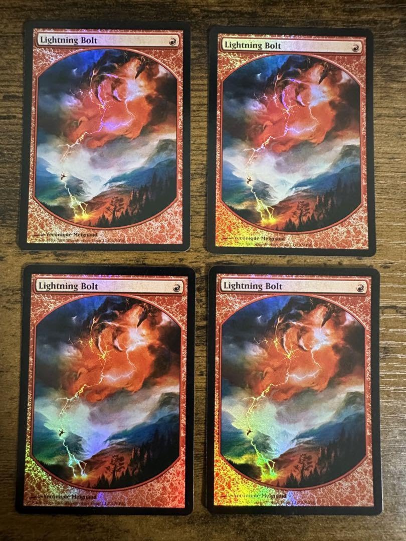 Amazon.co.jp: mtg 稲妻 褒賞プログラム英語 foil 4枚 K : おもちゃ