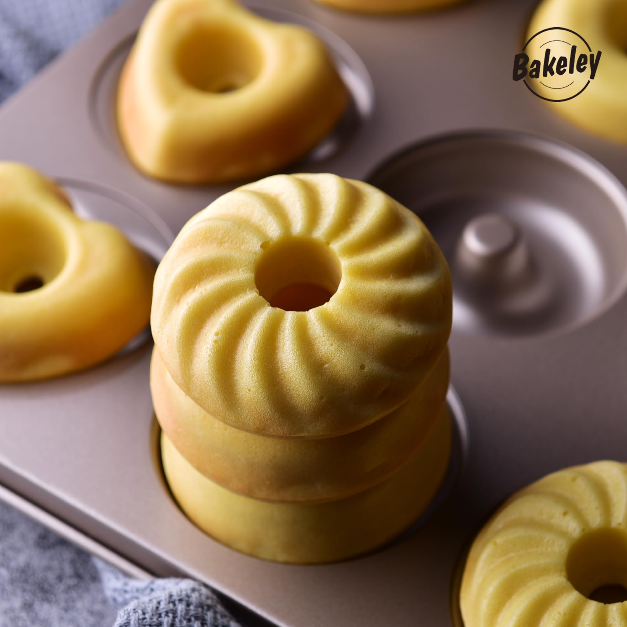 Molde de donas para tartas, 12 cavidades antiadherentes para hornear en horno (oro champán) 4
