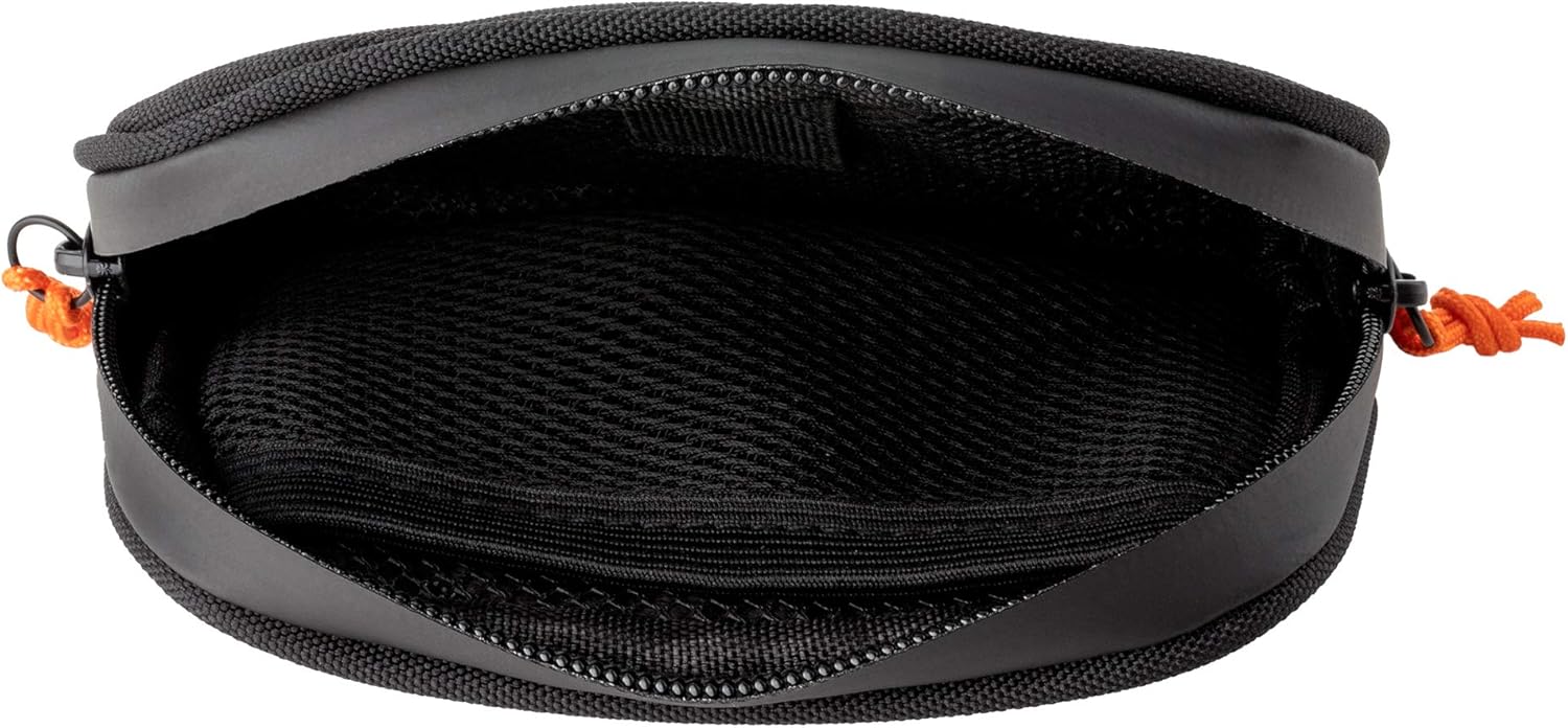 ഇൻ്റീരിയർ view of the ONGROK pouch showing mesh pockets