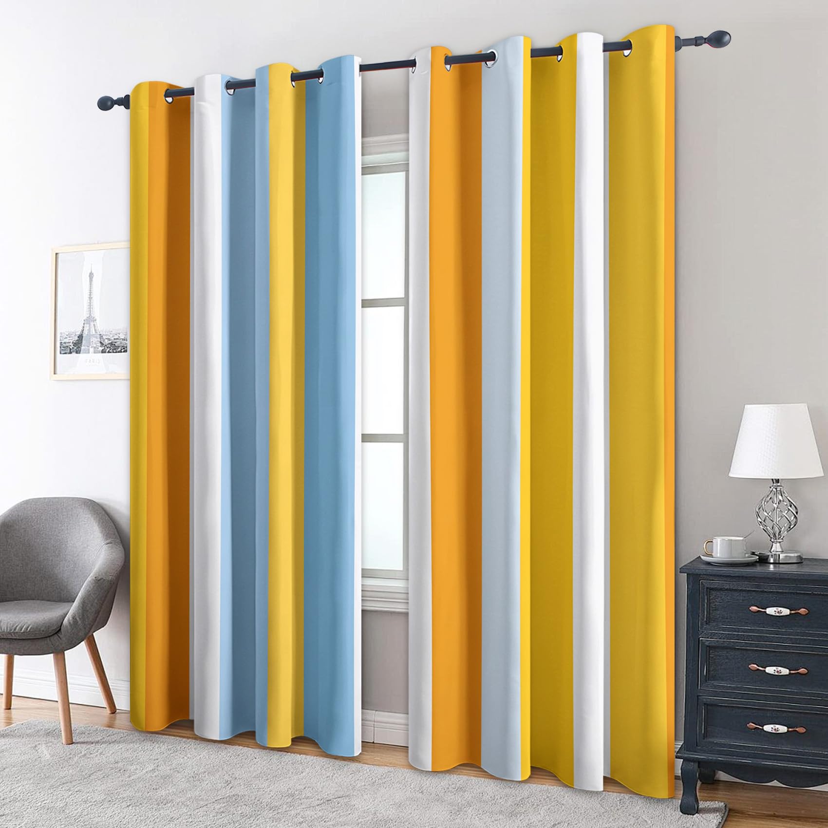 Rideaux occultants rayés multicolores 260x140 et pots de fleurs pour décoration jardin balcon