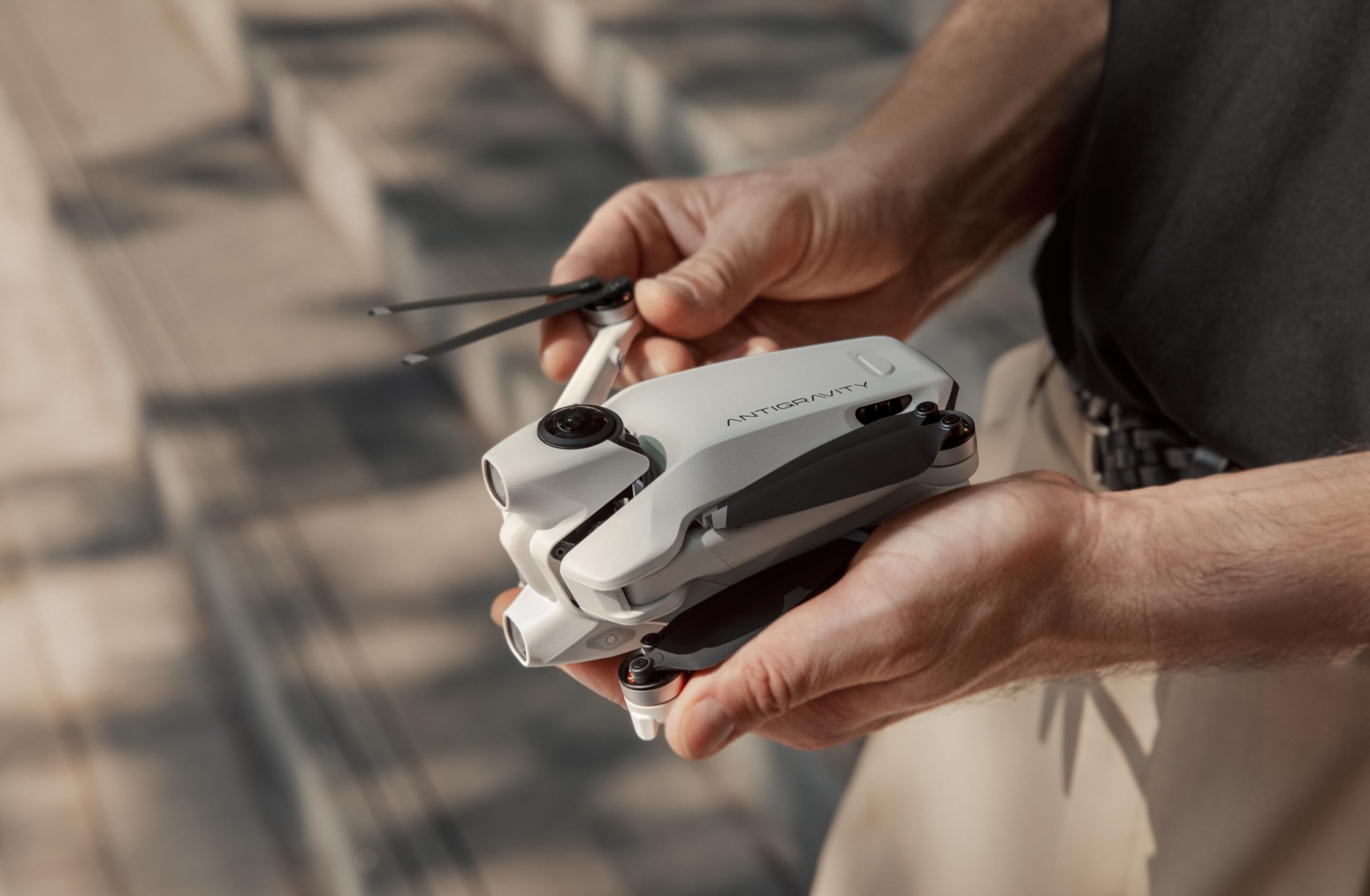 INSTA360 ANTIGRAVITY A1 EXPLORER BUNDLE