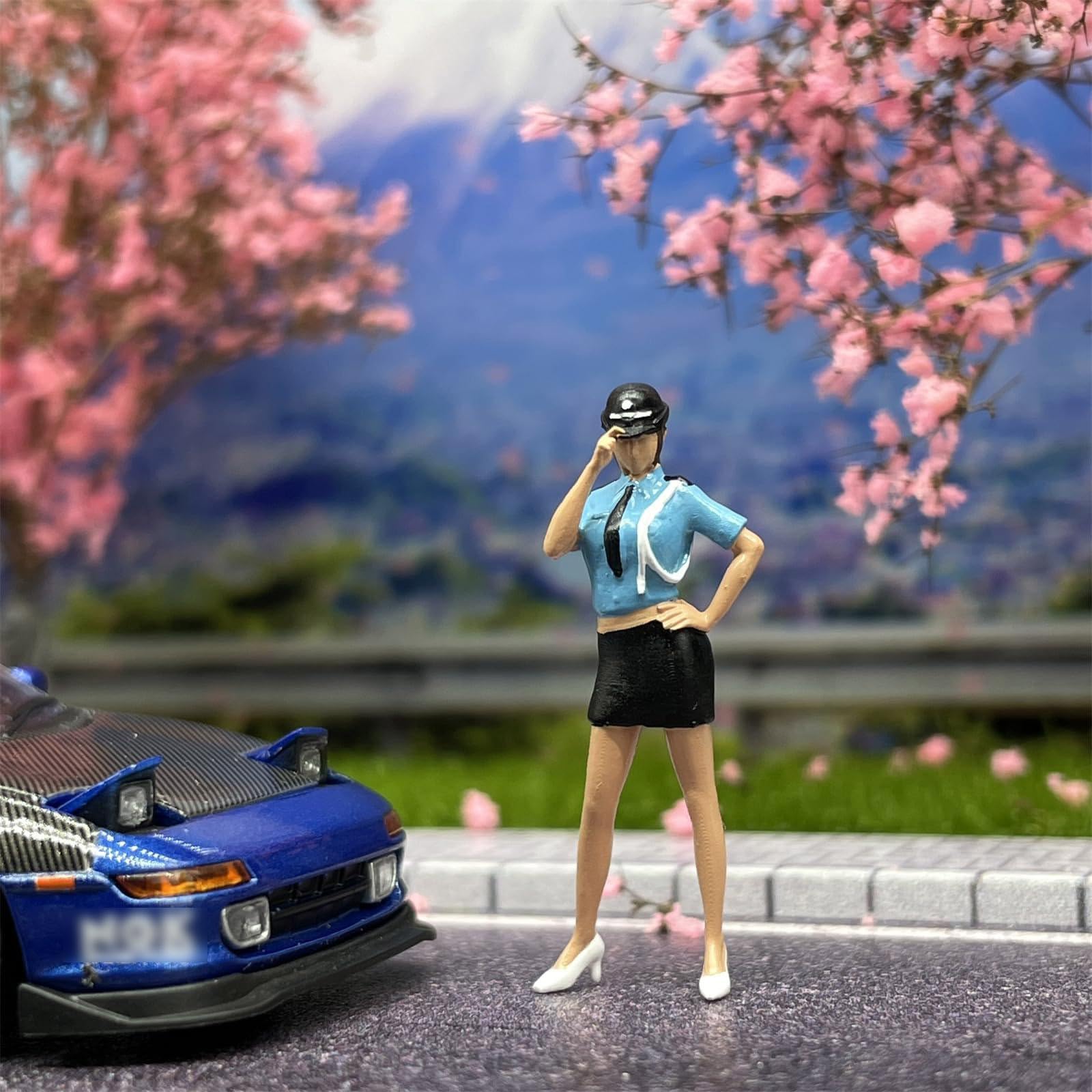 Amazon | 1:64 Scale Figure 絶妙な婦人警官モデルレジンフィギュア Amazon | 1:64 Scale Figure 絶妙な婦人警官モデルレジンフィギュア