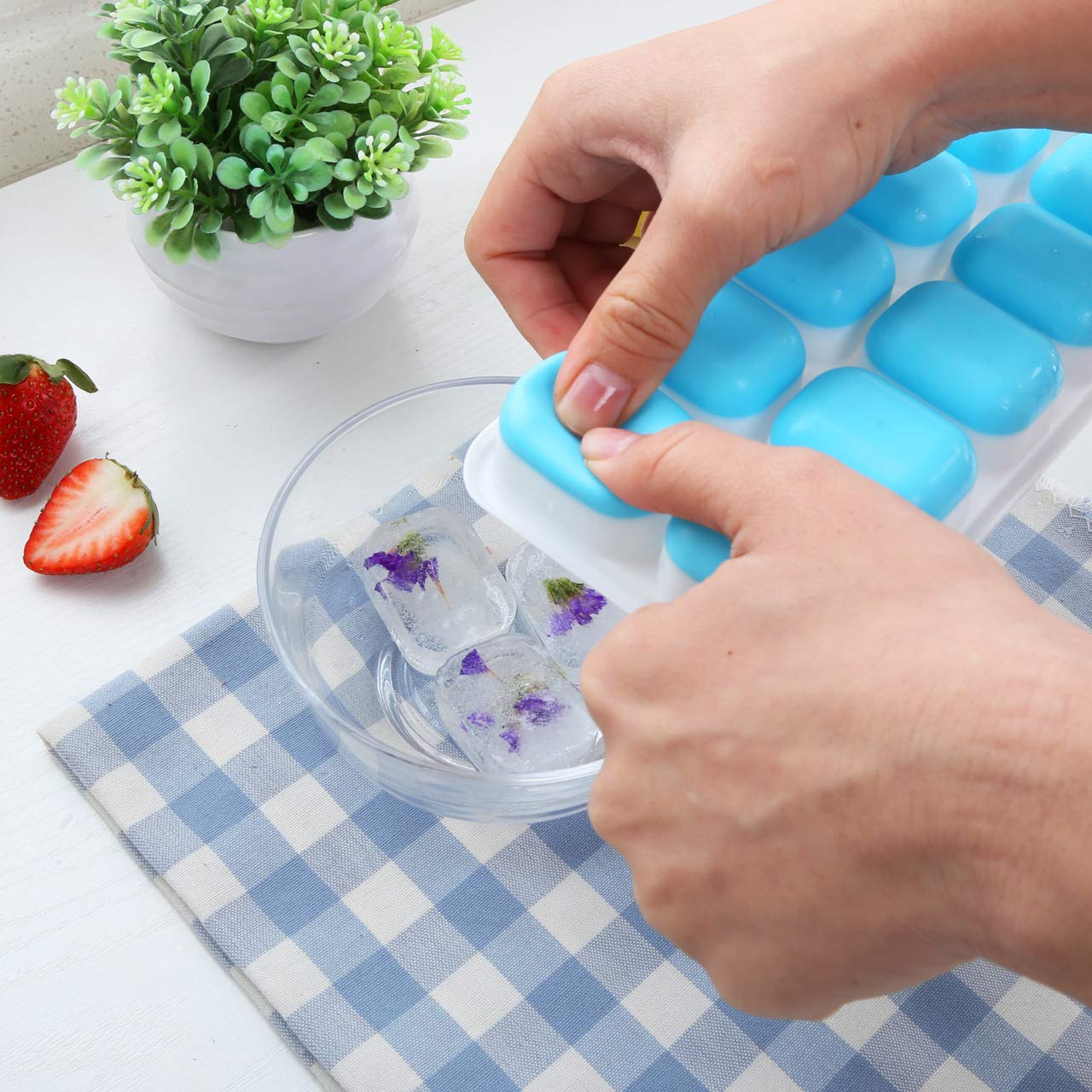 2 Pezzi Vassoi Per Cubetti Di Ghiaccio In Silicone Con Coperchio,Stampo Per Ghiaccio,Senza BPA,vassoi Per Cubetti Di Ghiaccio Quadrati Facili Da Rimuovere
