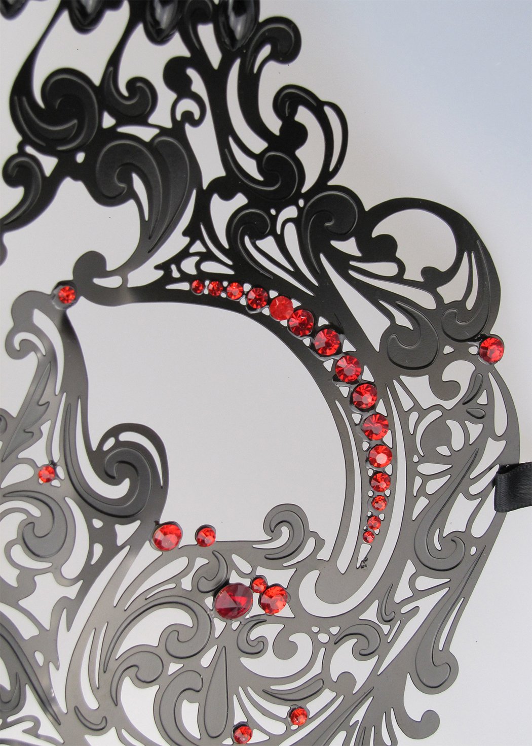 Coddsmz Halloween Masquerade Masks Full Face Mardi Gras Party Costume Mask Halloween Cosplay Mask Metal Mask with Rhinestone: Black+red