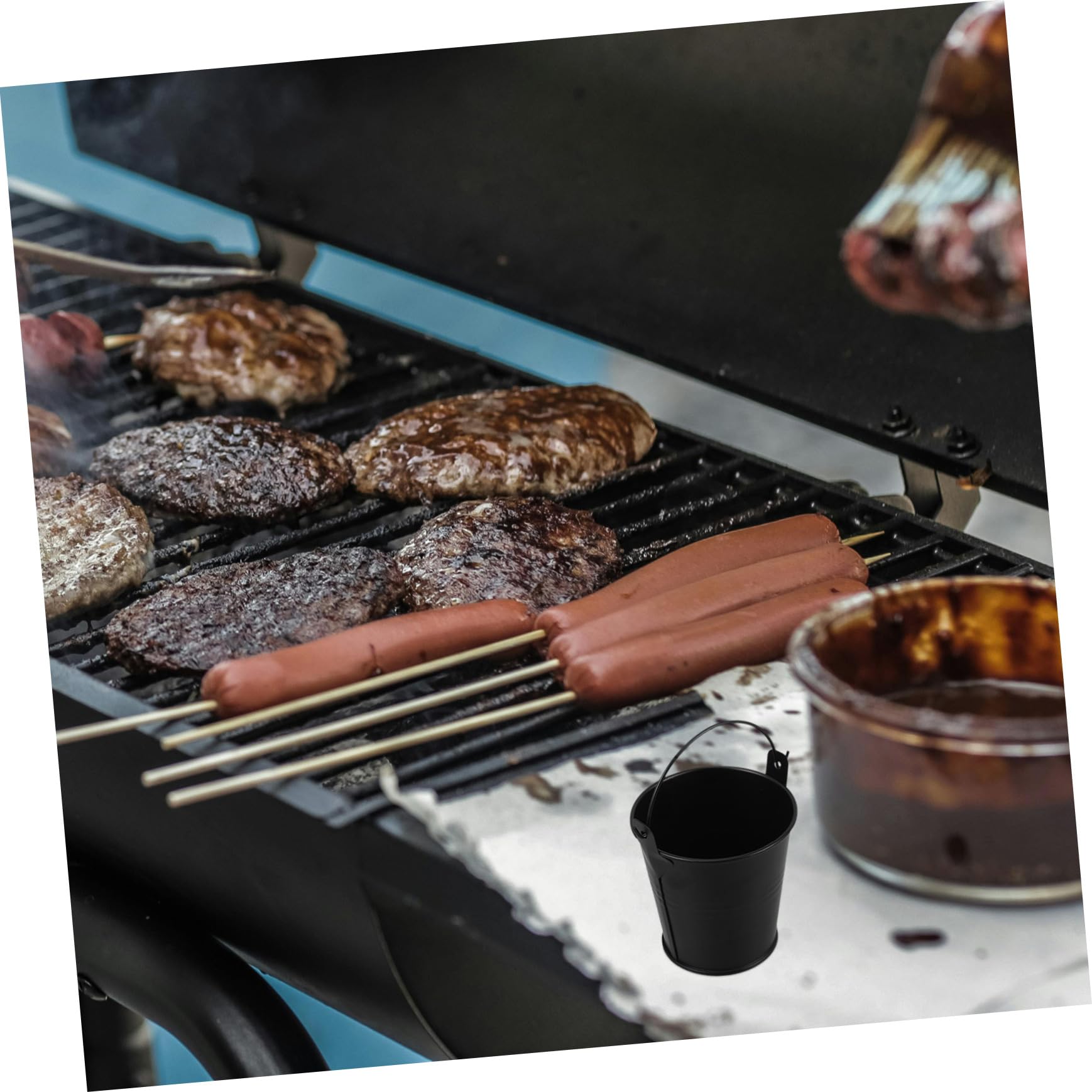 Happyyami 3pcs Grill Grease Catcher Compact Barbecue Grease Bucket Metal Oil Bucket for Outdoor Cooking