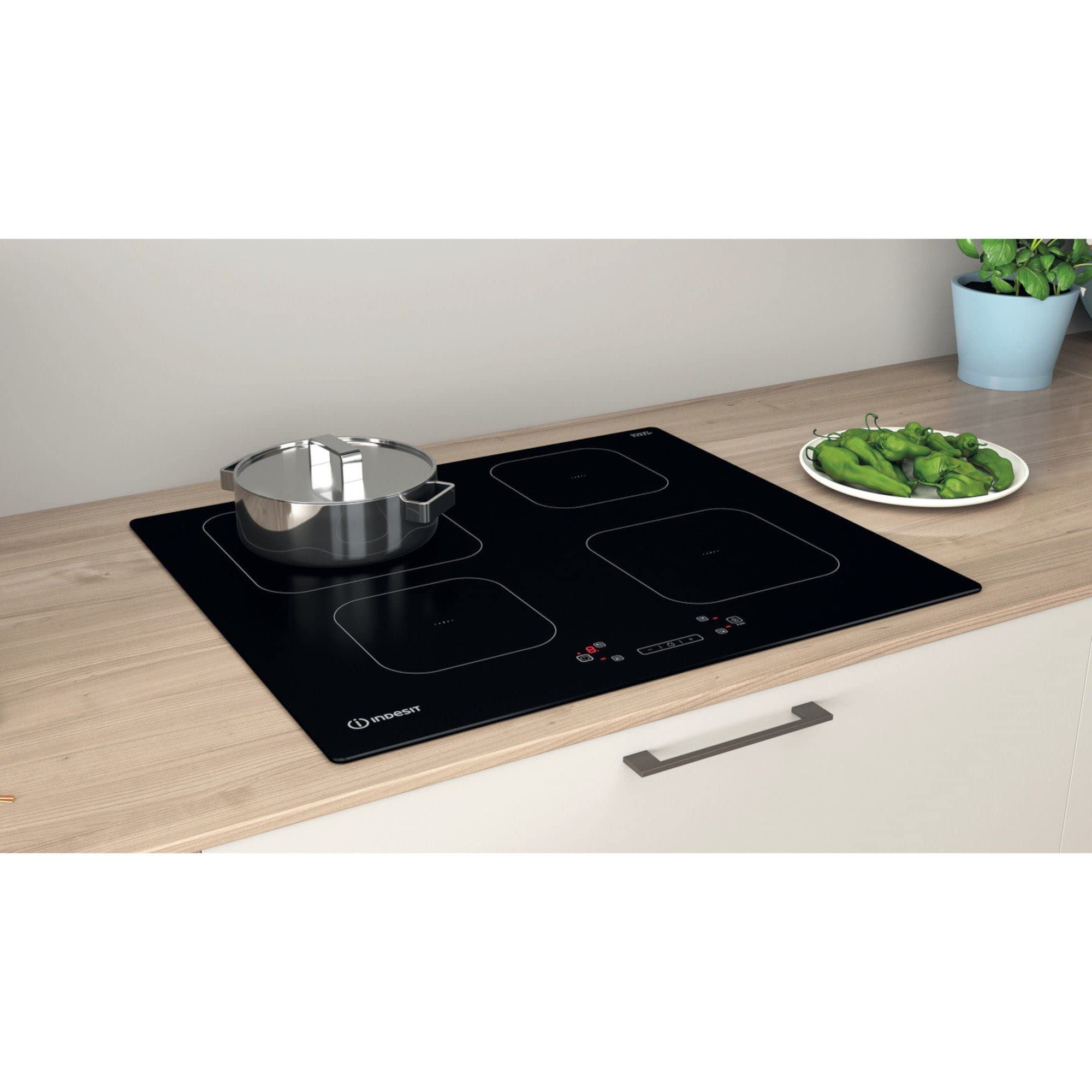 Piano cottura induzione Indesit IS 83Q60 NE