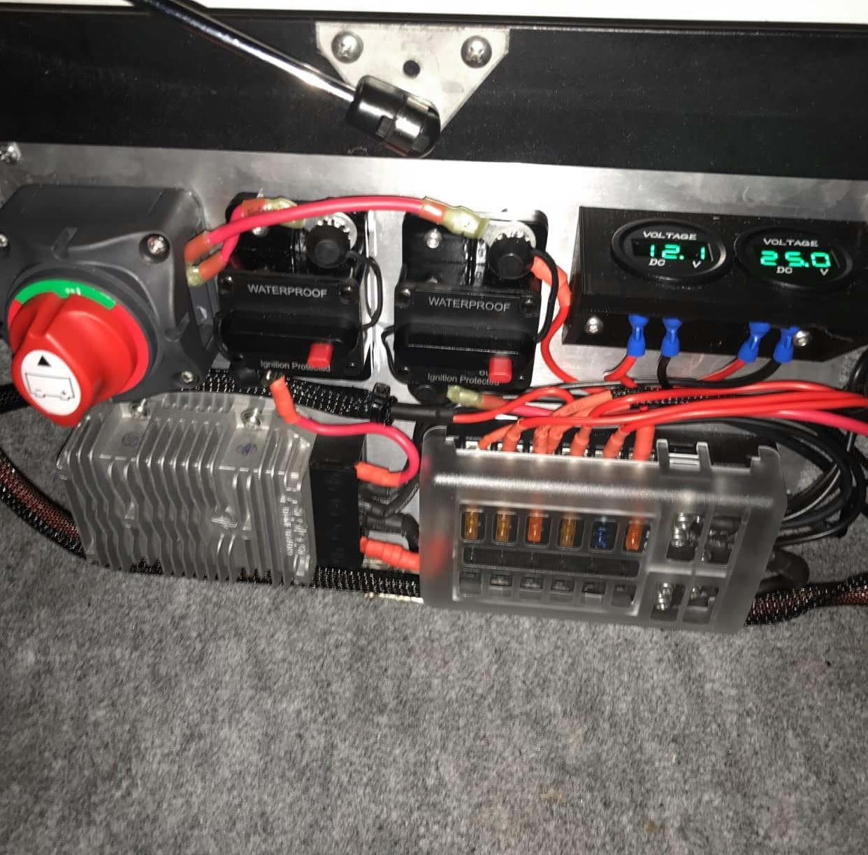 Generic 24V to 12V Step Down Converter, 18V-36V Input, 50A 600W, IP67 Waterproof, Aluminum Housing, DC to DC Buck Converter, DIY Power Supply Reducer Module