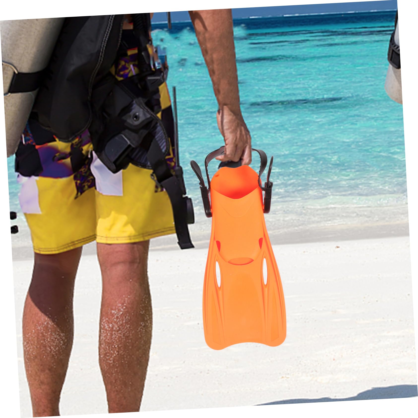 Equipo de Snorkel para Niños 1 Juego Naranja de Plástico | Gafas de Visión Amplia, Boquilla Ergonómica, Aletas Cortas para Nadar, Diseño Simple