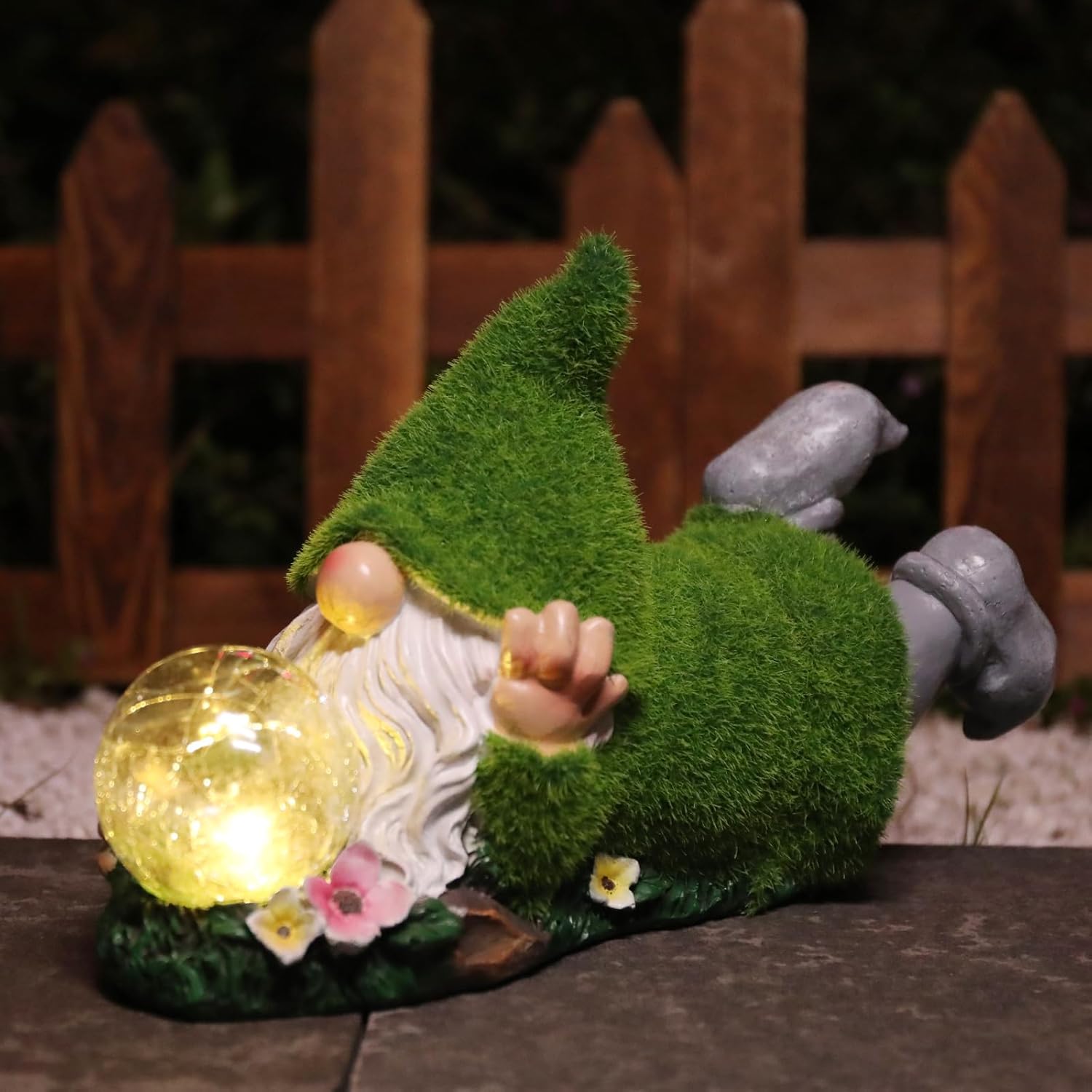 Garden Gnome Statue, Resin Pots with Crack Ball Gnome Figurine with Solar Lights for Porch Patio Yard Outdoor Decor