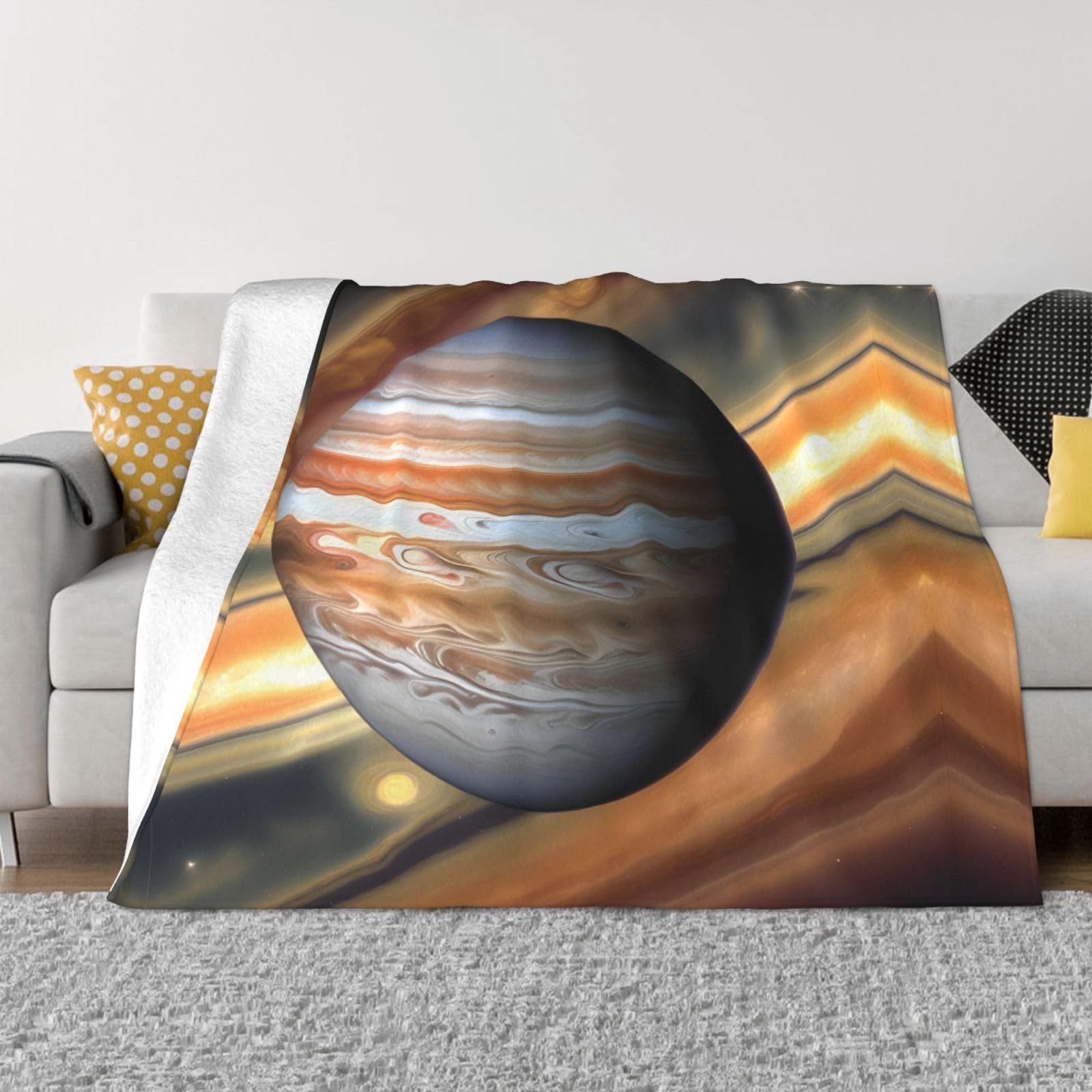 Couverture en flanelle Jupiter pour soirée cinéma et confort cocooning sur canapé