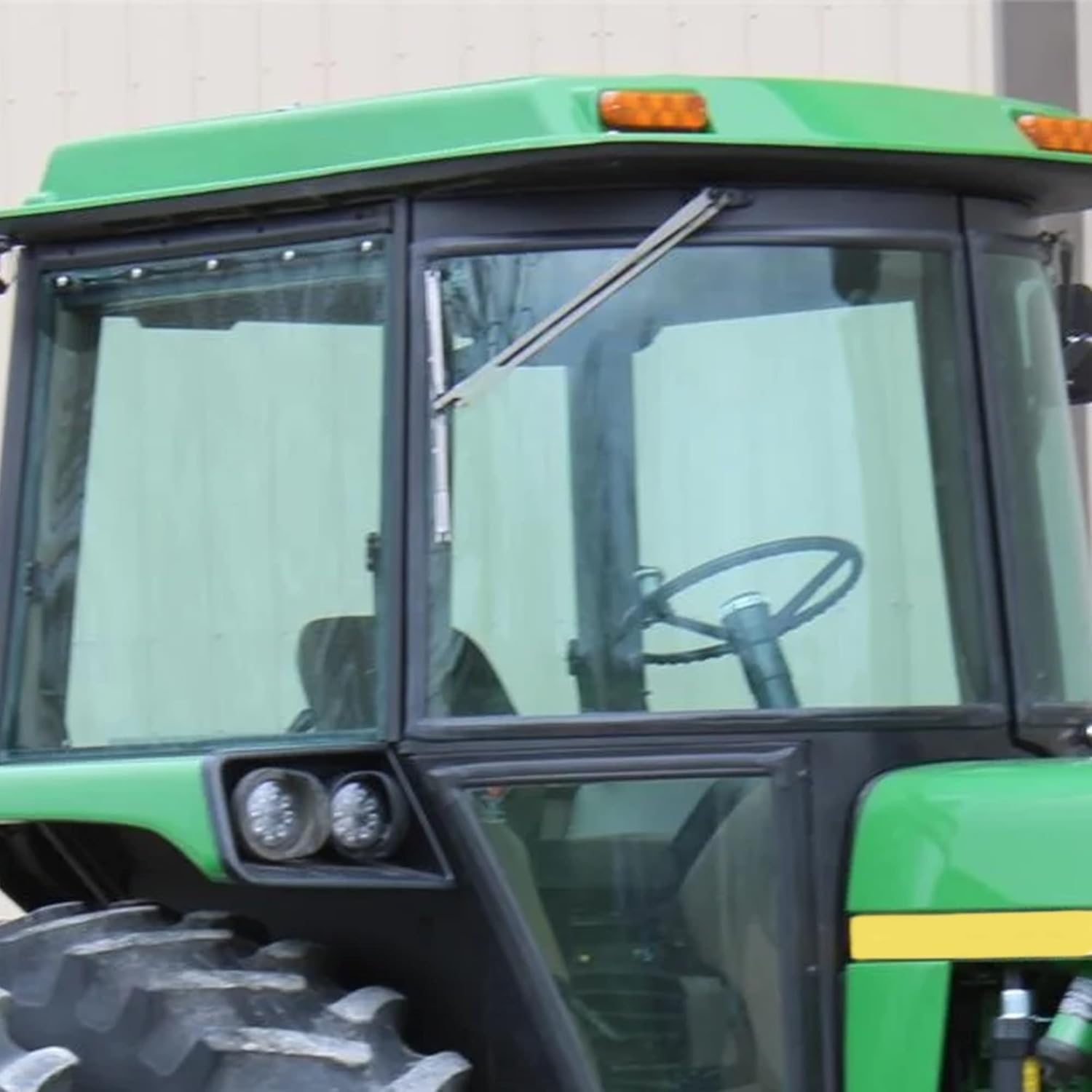 E-R50753 RH Upper Windshield Glass for John Deere 4030, 4040, 4040S, 4050, 4230, 4240, 4240S, 4250, 4350, 4430, 4440, 4450, 4630, 4640, 4650, +++