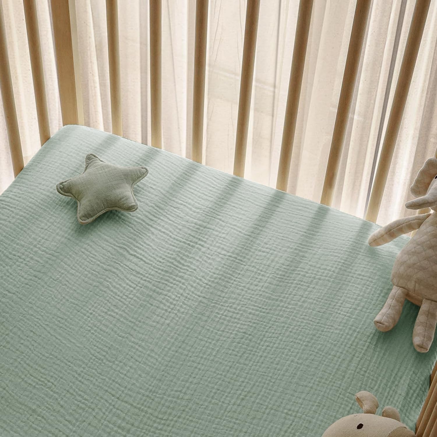Sábanas de muselina para cuna, paquete de 2 sábanas bajeras neutras para colchón estándar de cuna y colchón de cama infantil, 28 x 52 pulgadas, hojas verdes