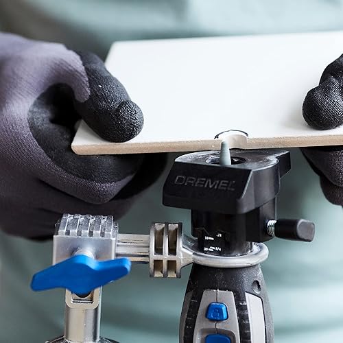 Vista 6 de Dremel 727-01 Kit de accesorios para herramientas rotativas de lijado y molienda con estuche, 31 piezas - Incluye piedras de molienda, bandas