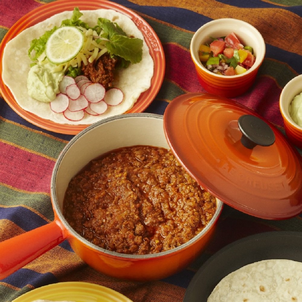 美品LE CREUSET　ソースパン　オレンジ　20cm Amazon.co.jp: ル・クルーゼ(Le Creuset) ホーロー 片手鍋EOS ソース