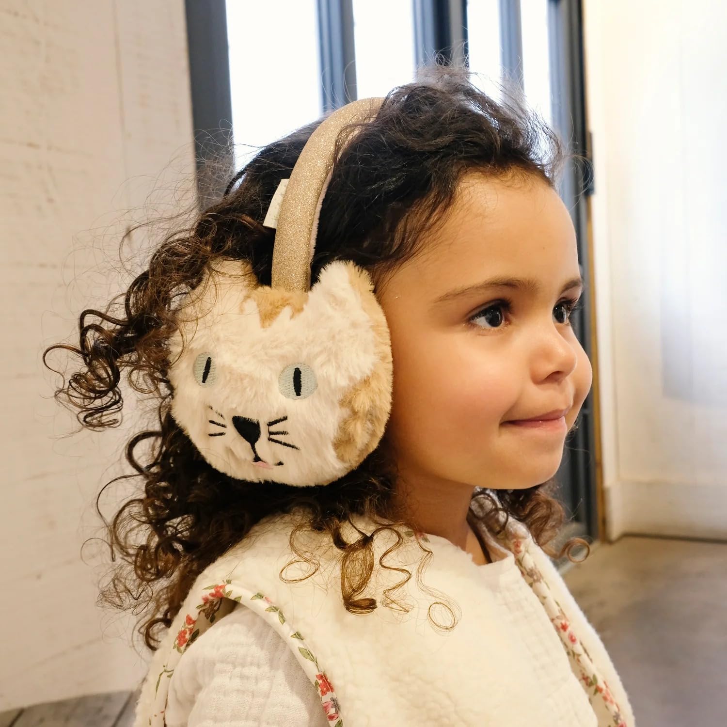 Gifts Treat Earmuffs Girls Ear Muffs Sequins Kids Winter Warm Ear Covers in Plush and Flip Sequin Design - Image 2
