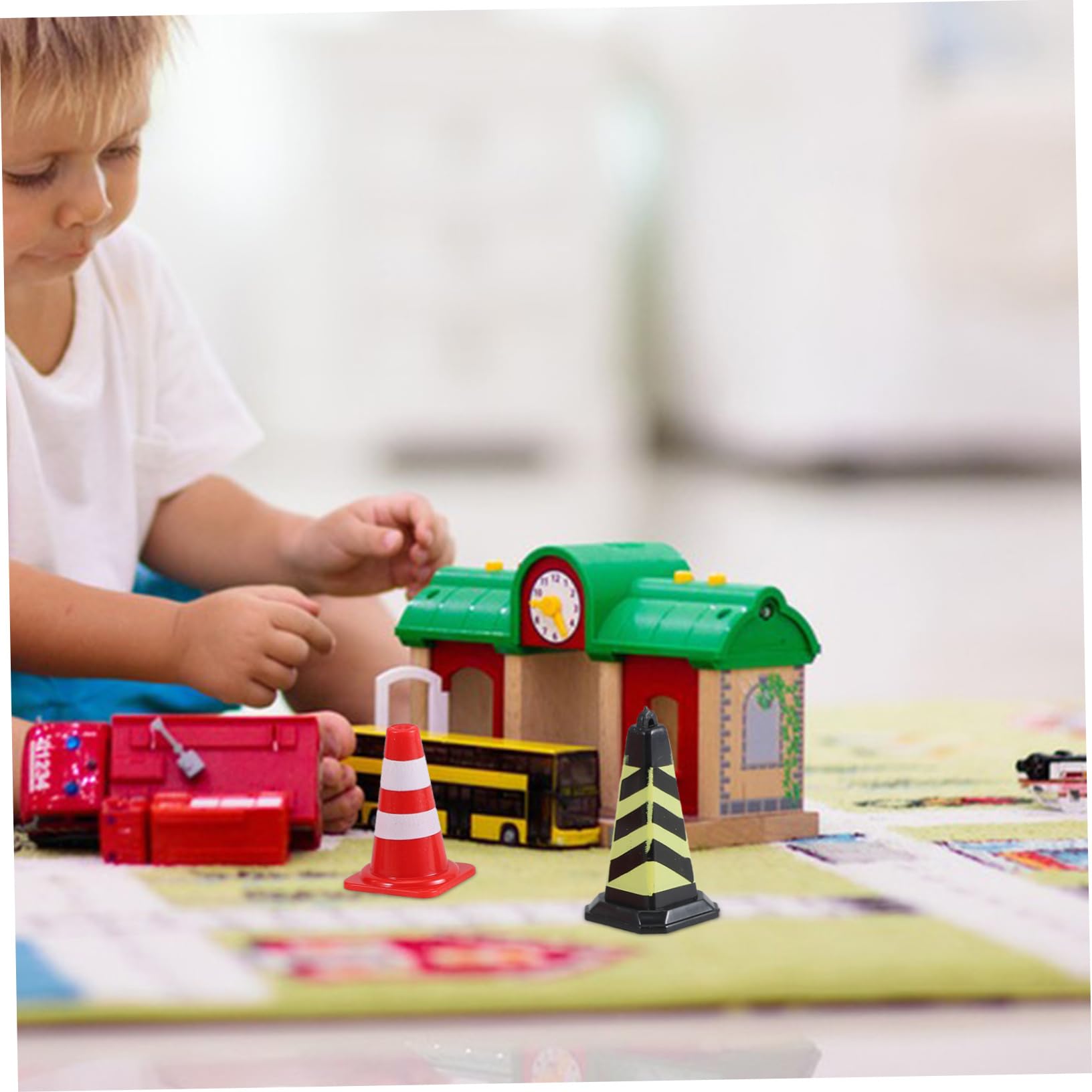 Gogogmee 1Set Traffic Barricade Playset Simulation Road Block Sign Model for Classroom Teaching Sandbox Fun and Lightweight Interactive