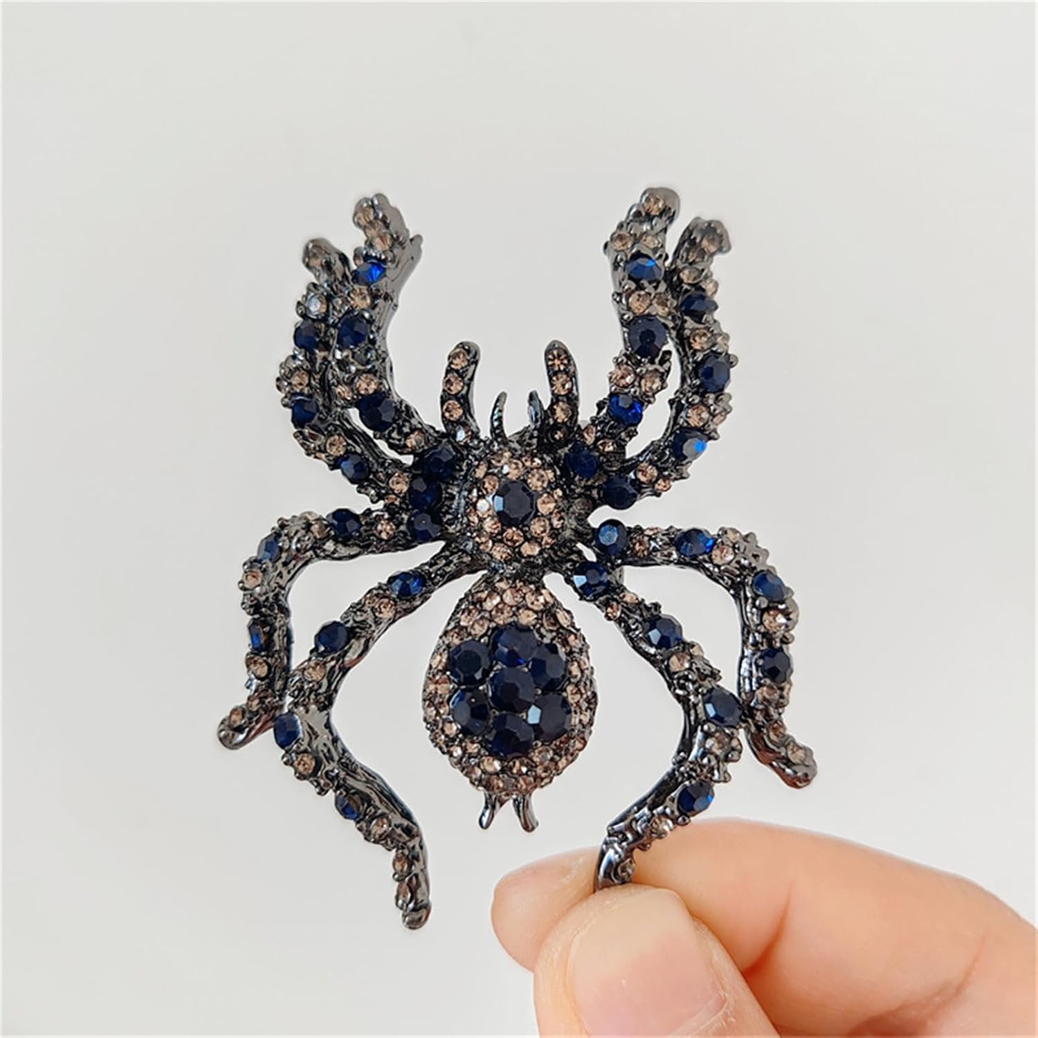 Dreuyet Halloween Brooch Pin for Women Ladies Rhinestone Crystal Ghost Bat Spider Pumpkin Witch Hat Skull Cat Brooch Lapel Pins Cute Holiday Halloween Jewelry Hat Bag Suit Dress Accessories
