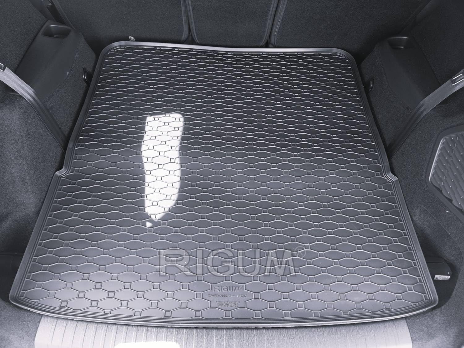 AZUGA Gummi Kofferraummatte für Peugeot 5008 III ab 9/2024 7-Sitzer