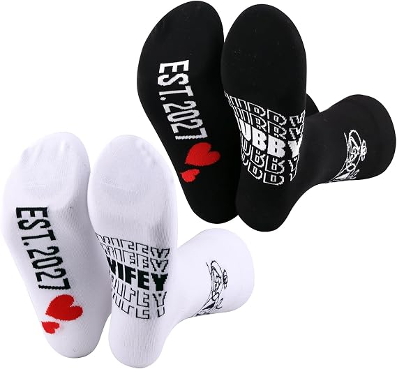 MBMSO Couples Socks Set Newlyweds Gift Socks Hubby and Wifey Est. 2026 Wedding Gift for Bride and Groom Socks Engagement Gift