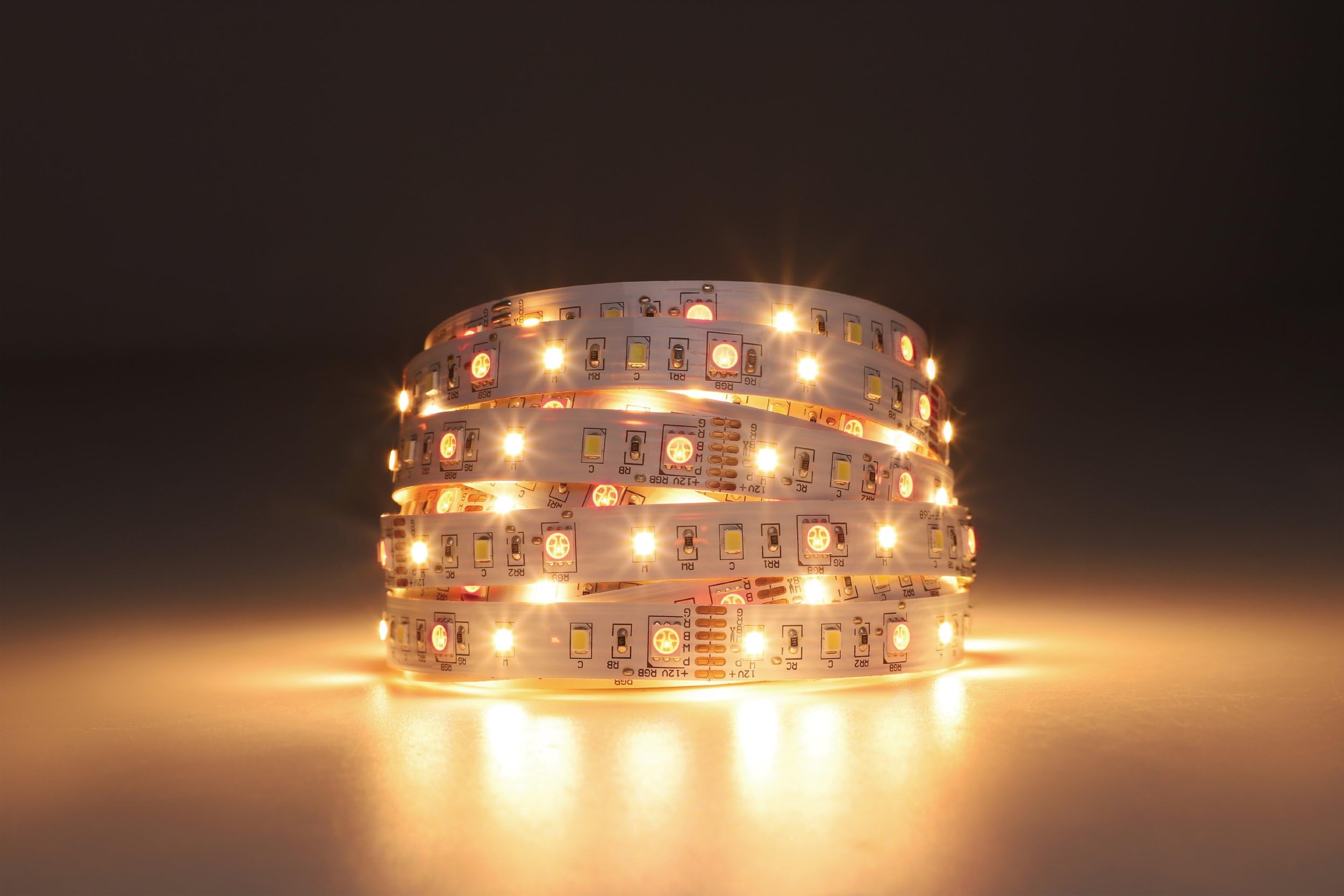 Eglo connect.z Ruban LED connecté Stripe-Z, bande 5 m, Zigbee, contrôlable | par appli et commande vocale, blanc chaud – froid, RGB, dimmable, autocollant et recoupable