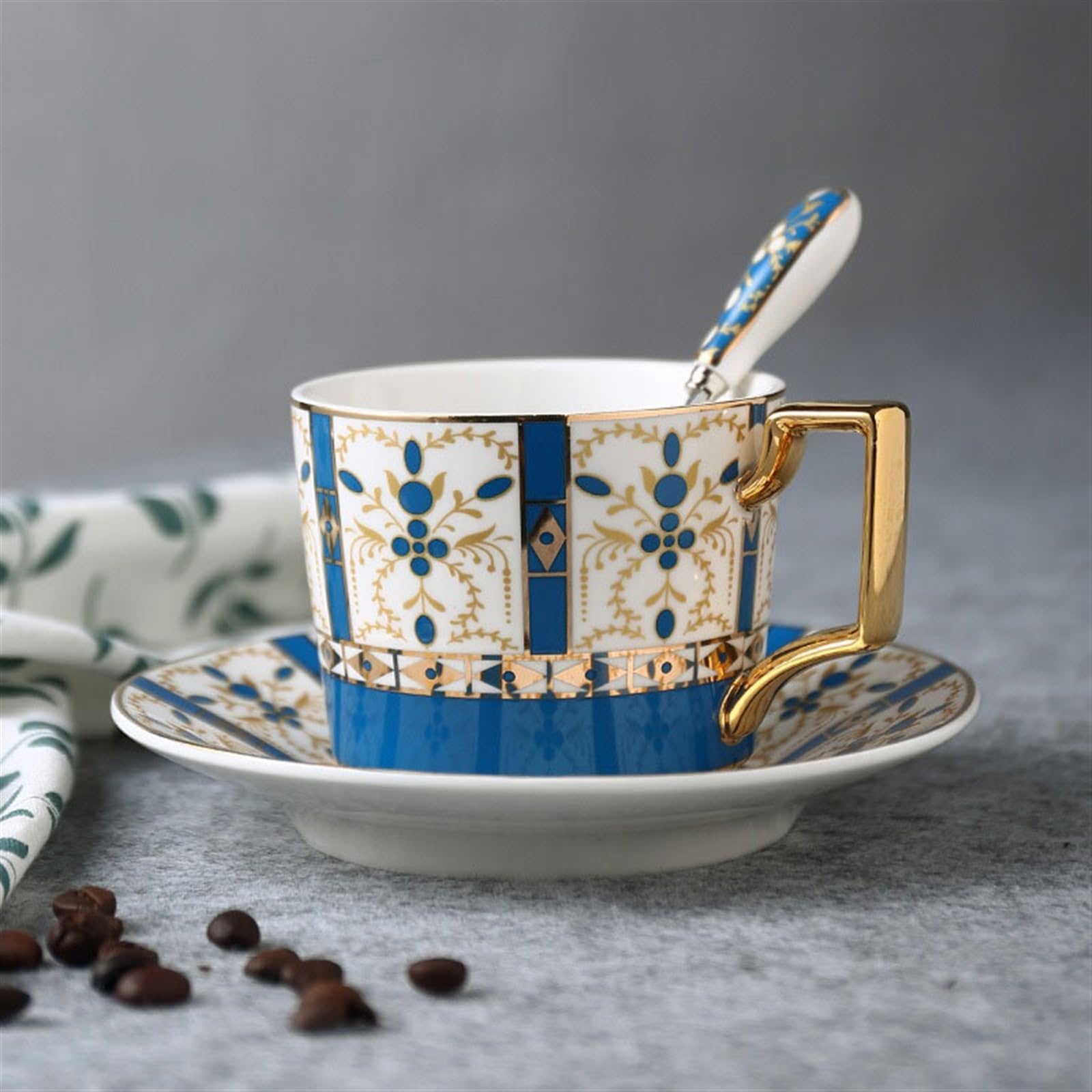kubek do kawy - kubki europejskie lekkie luksusowe porcelana kostna filiżanka do kawy wysokiej jakości wykwintne kreatywne brytyjskie ceramiczne popołudniowa herbata zestaw świąteczne prezenty