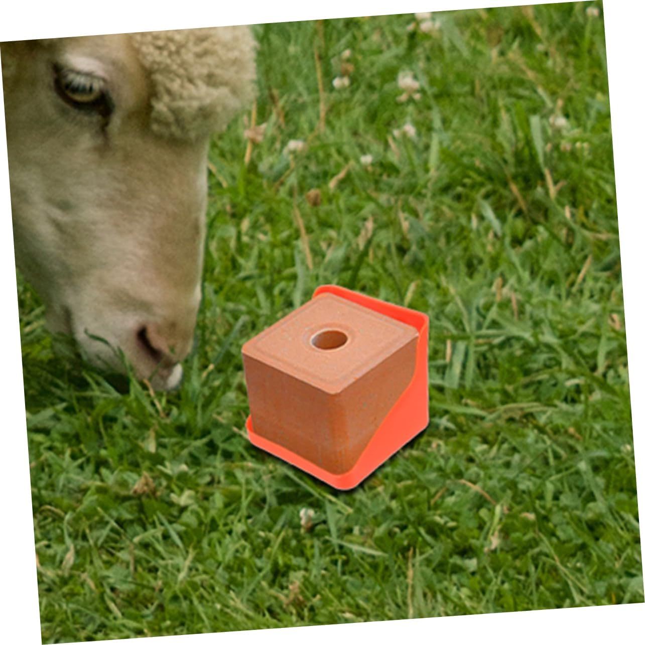 3Pcs Livestock Salt Block Holder Durable Licking Tray for Cattle Sheep Multi Use Salt Brick Feeding Box Easy to Clean and Assemble Convenient Feeding