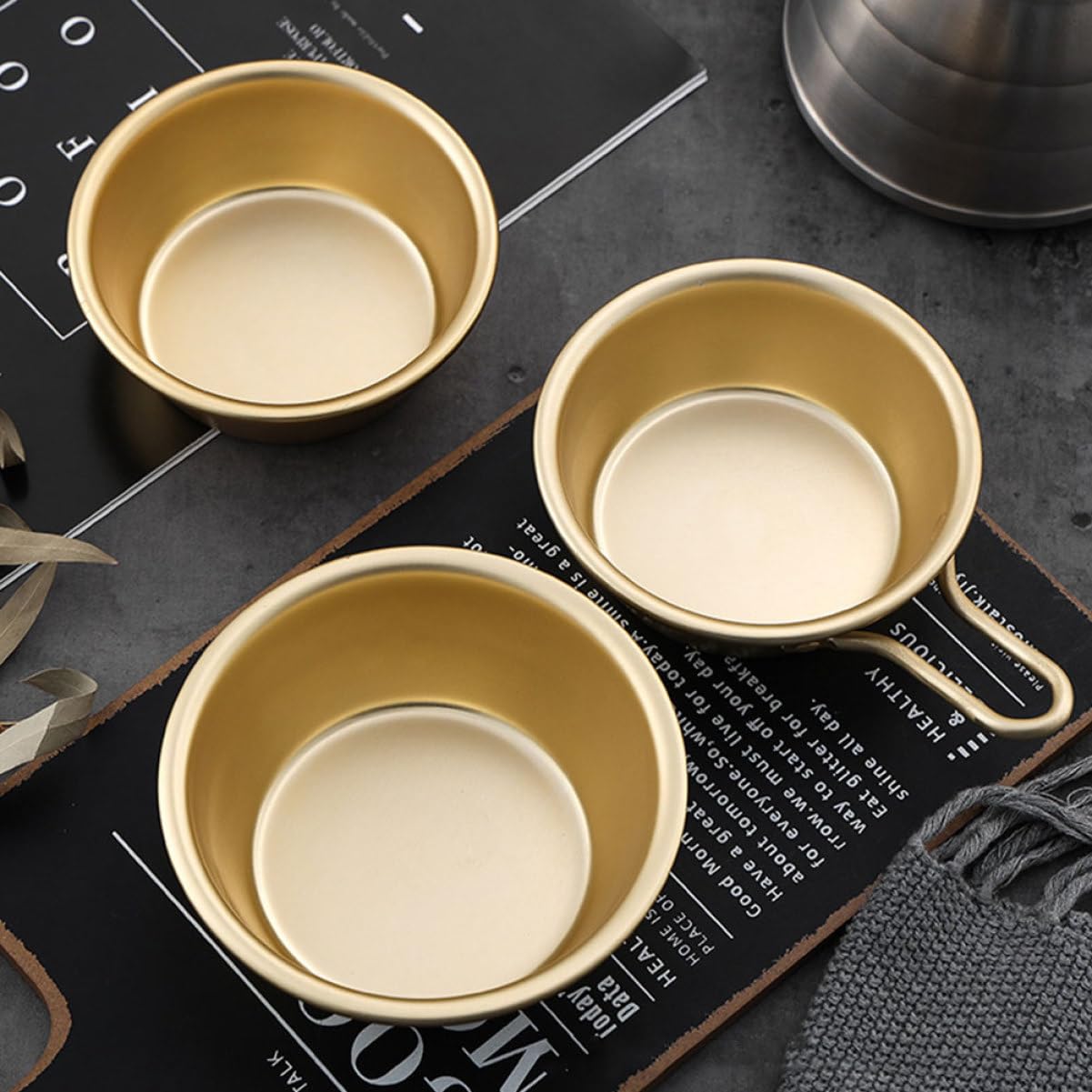 Alipis 2 Juegos Cuenco De Aluminio Amarillo Lá Tazón De Frutas Mezclar Tazones De Almacenamiento Exquisitos Tazones De Vino Coreanos Exquisitos De Aluminio Golden 4 Uds * 2