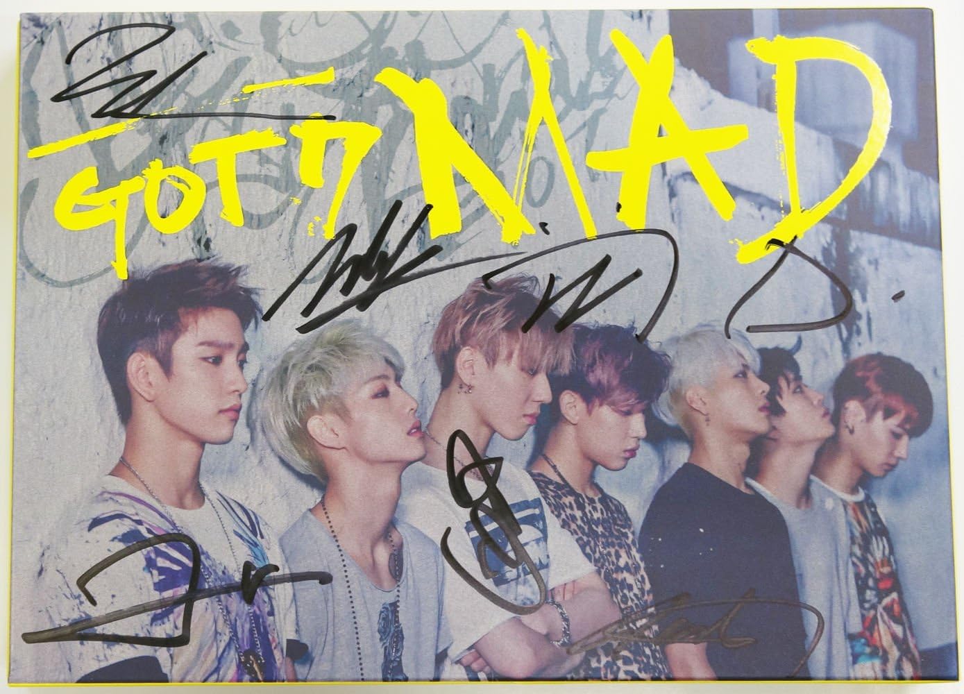 GOT7 MAD Mini Album - Random Version Mit CD & Photo Cards