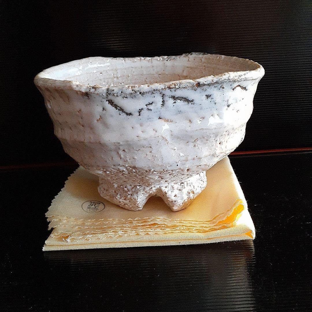Amazon.co.jp: 萩焼渋谷泥詩の割高台鬼萩筆洗茶碗 茶碗 : ホーム＆キッチン