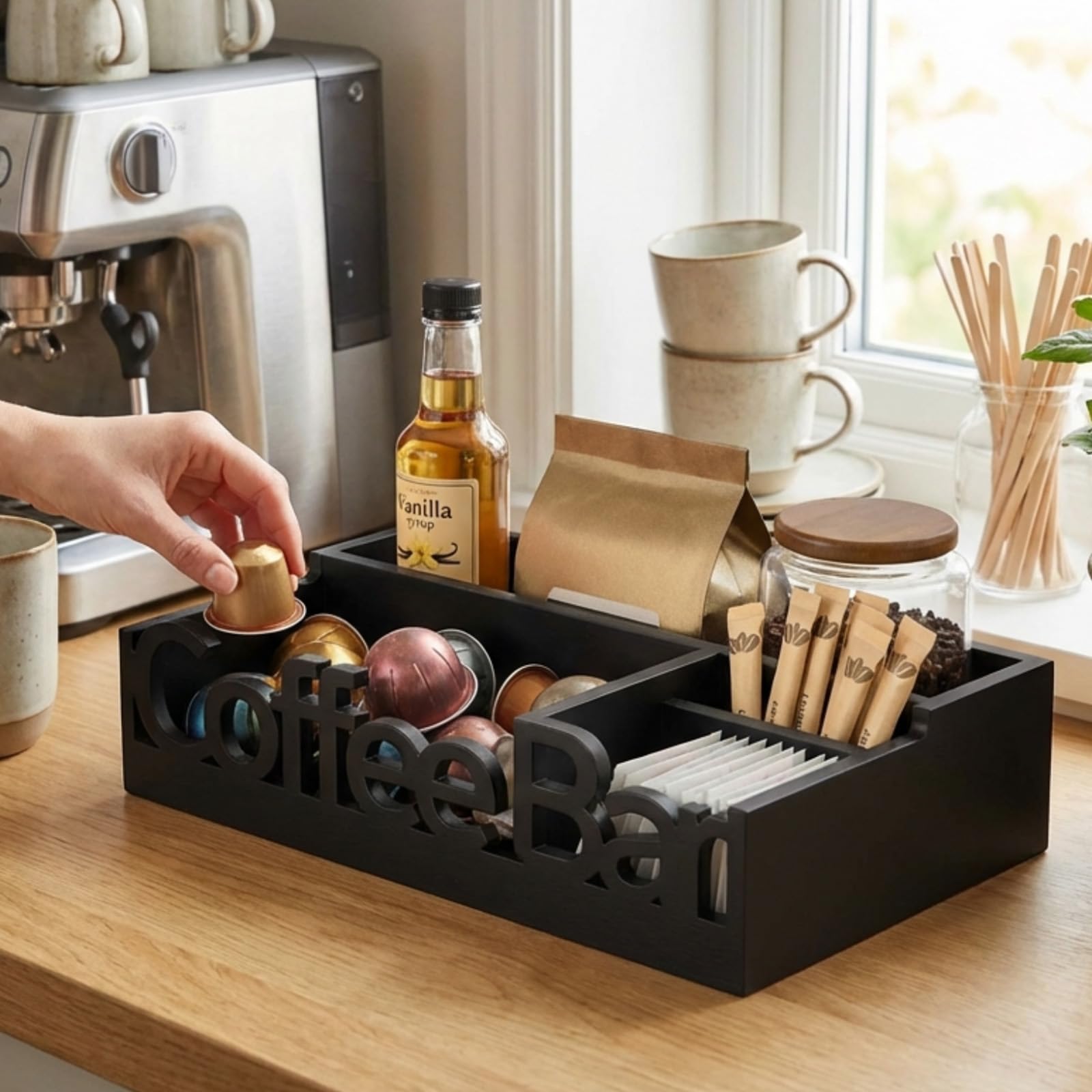 Organizer In Legno Massello Per Cialde E Accessori Caffè - Scritta 'Coffee Bar' 3D - 30x19,8x7,6 Cm