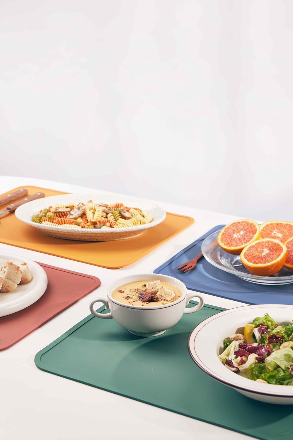 JUNO Silicone Placemat Set of 4 for Adults, Baby, Toddlers, Kids. Modern Design, Easy to Clean, Waterproof, Washable, Stain & Heat Resistant, Non-Slip, Food-Grade, 3mm Extra Thick